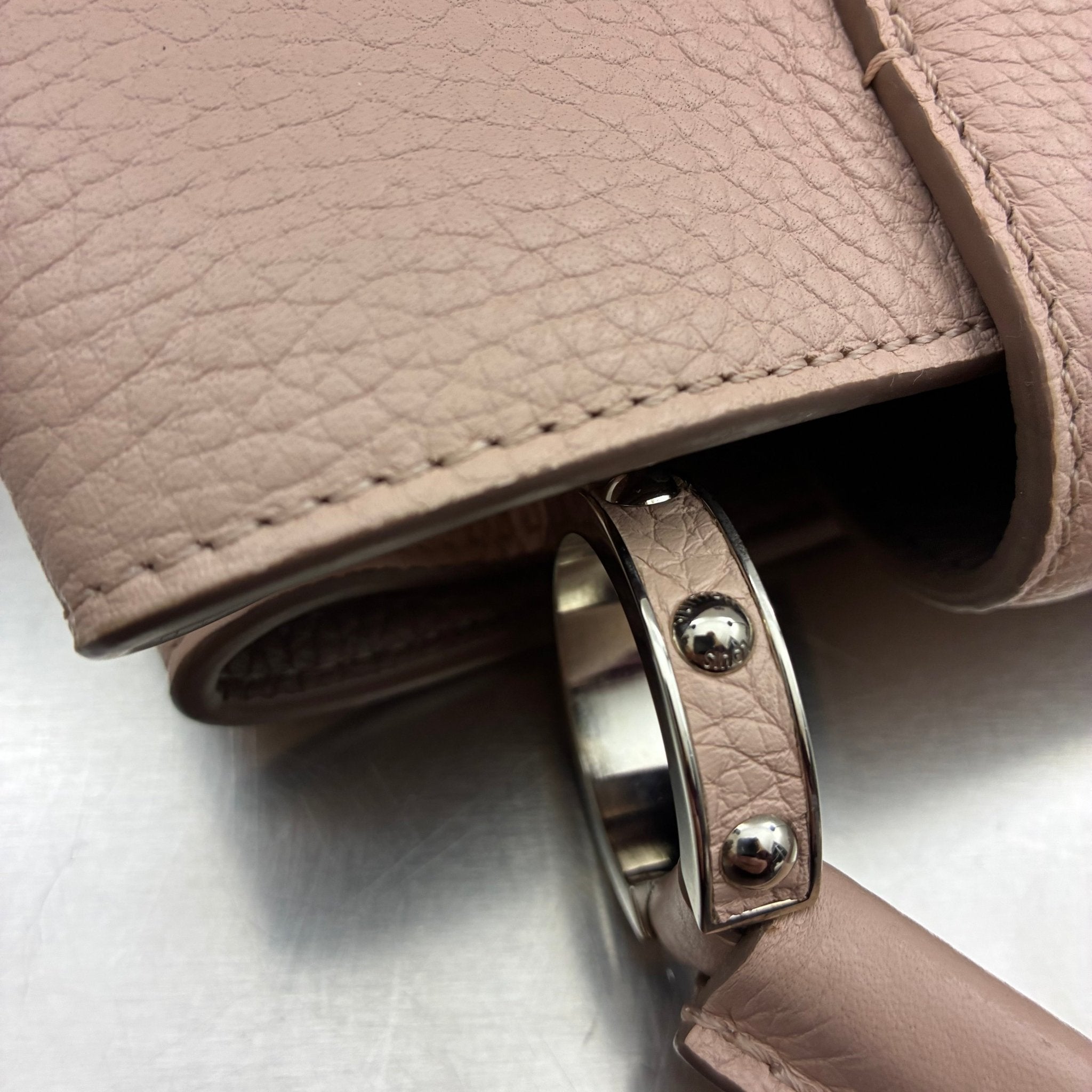 Louis Vuitton Capucines MM