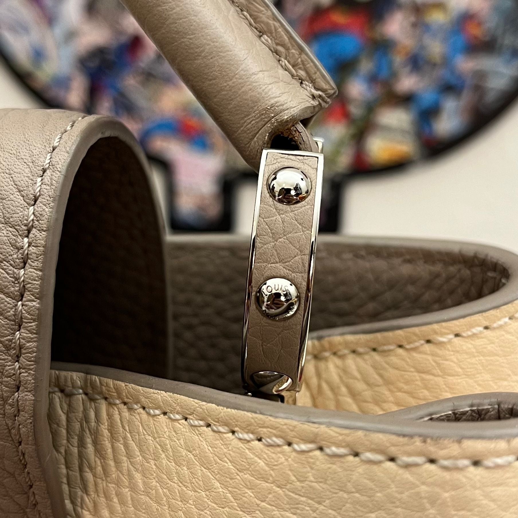 Louis Vuitton Capucines MM