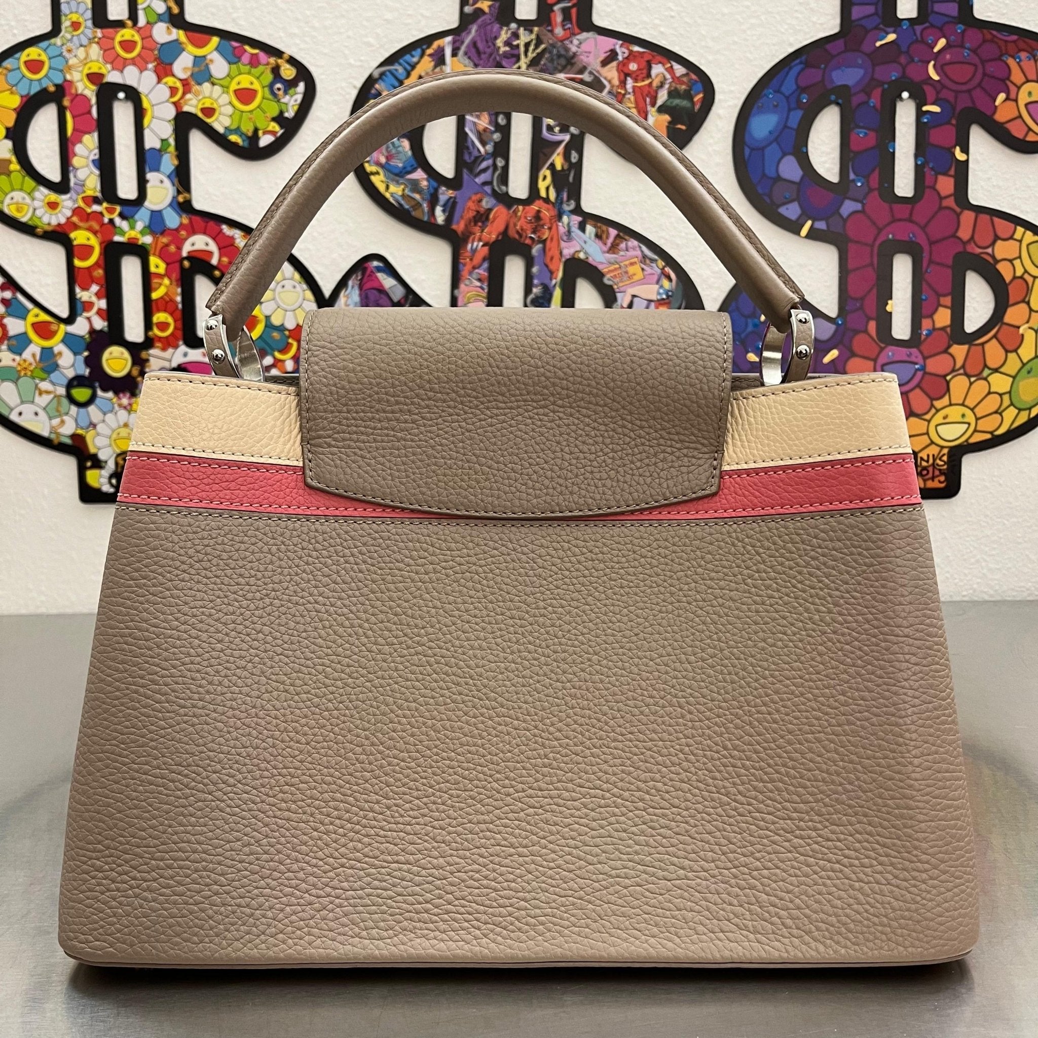 Louis Vuitton Capucines MM