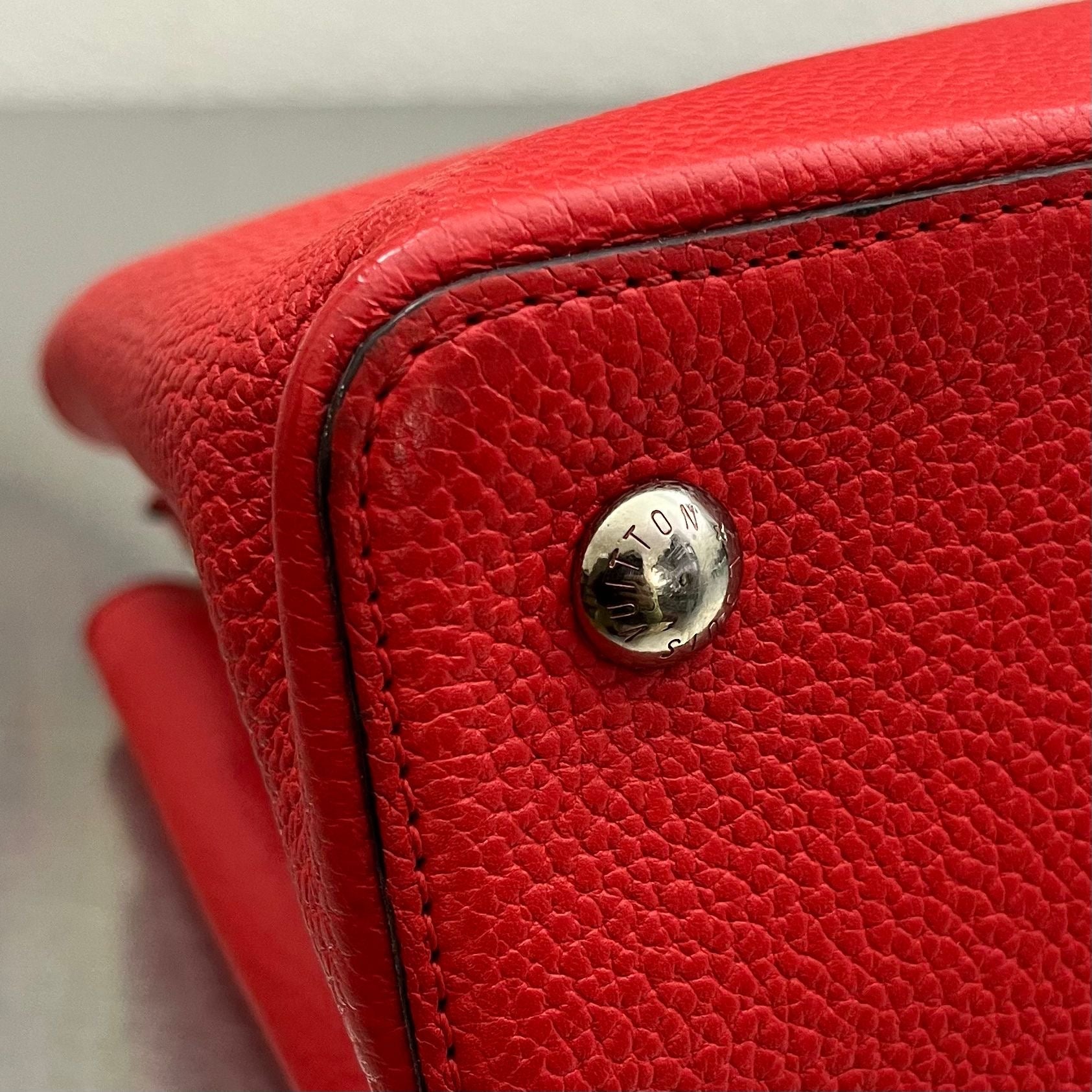 Louis Vuitton Capucines MM