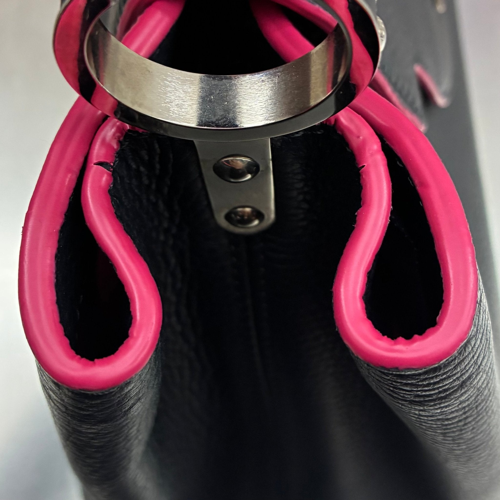 Louis Vuitton Capucines MM