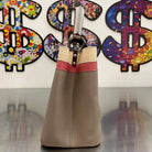 Louis Vuitton Capucines MM