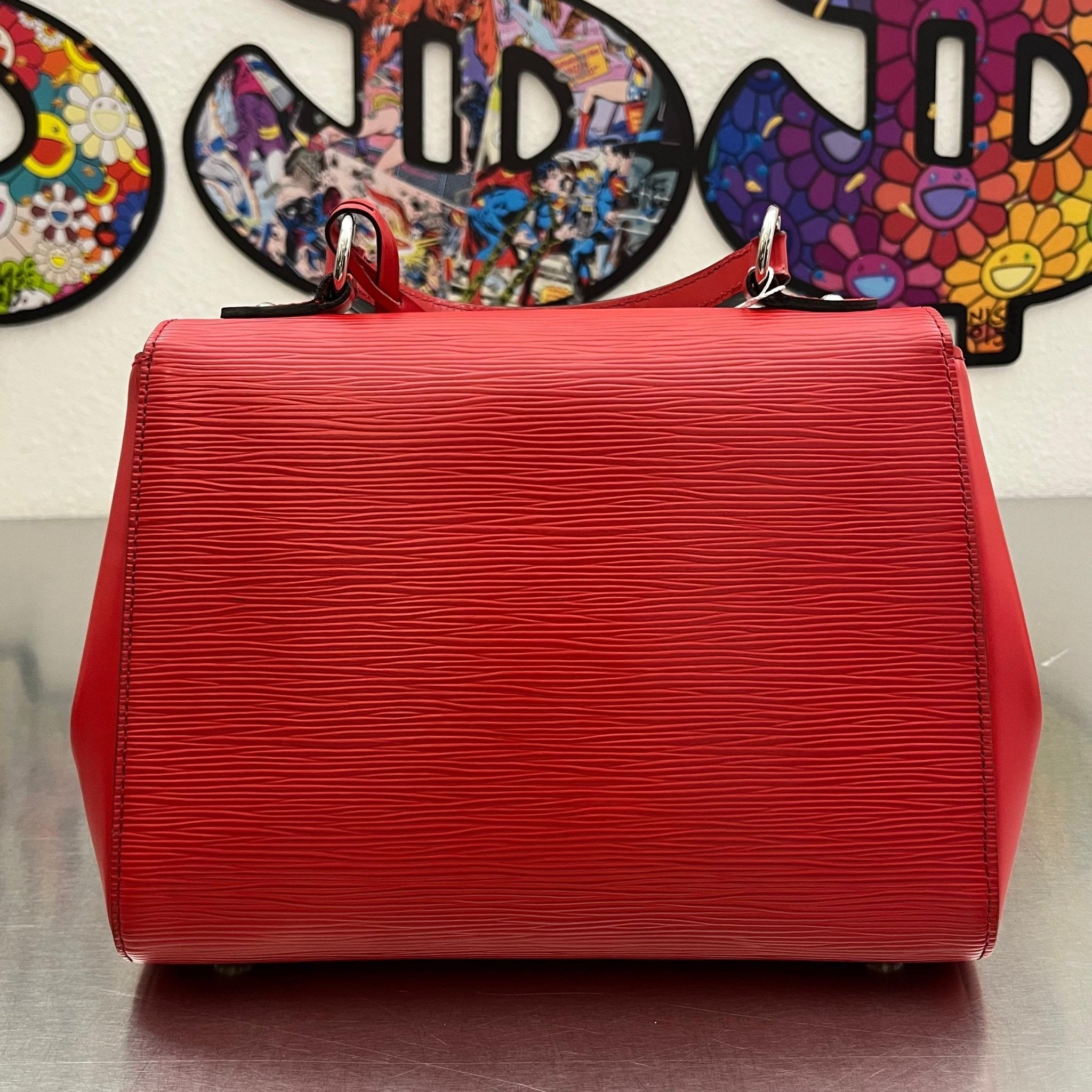 Louis Vuitton Cluny BB Epi