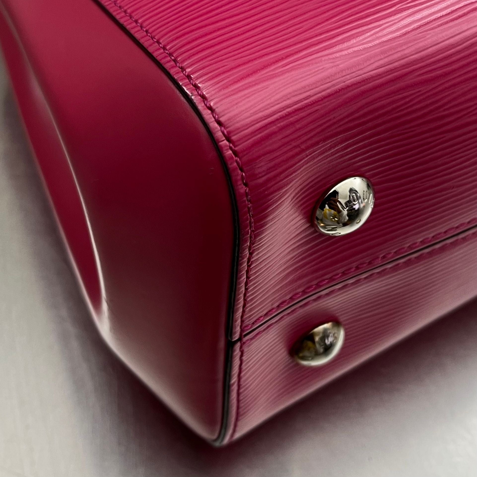 Louis Vuitton Cluny MM Epi