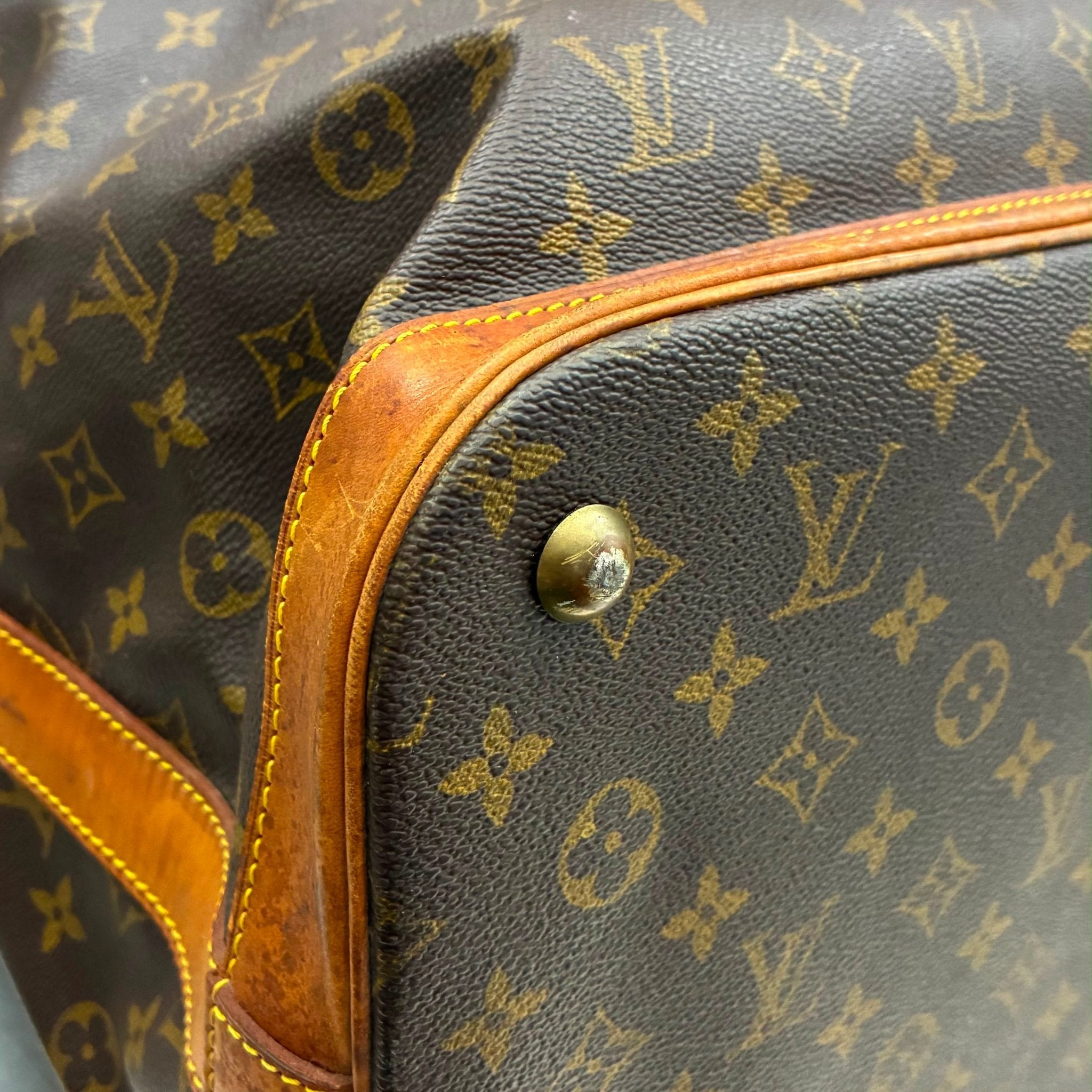 Louis Vuitton Cruiser 40 Monogram