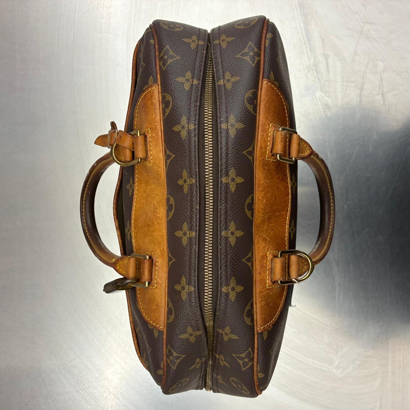 Louis Vuitton Deauville Monogram