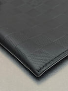 Louis Vuitton Discovery Pochette Infini Leder