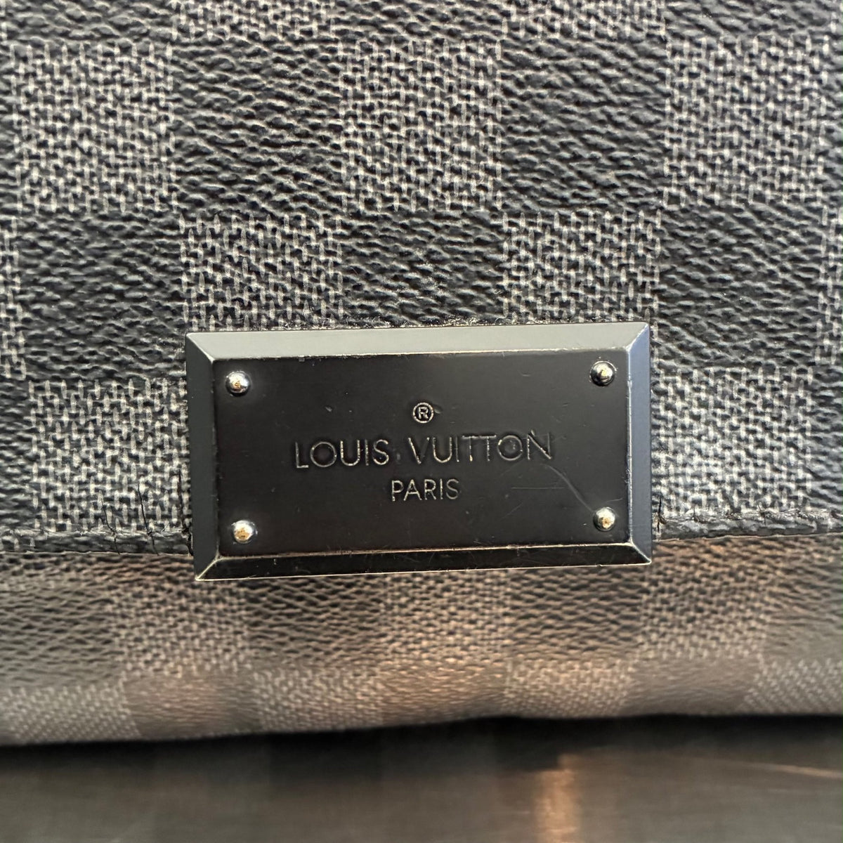 Louis Vuitton District PM Damier Graphite