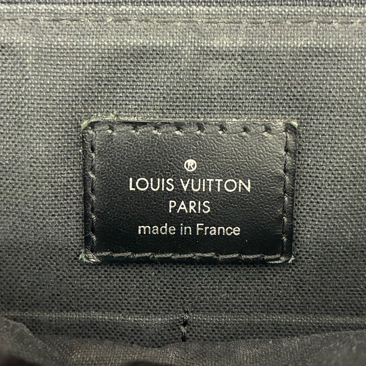 Louis Vuitton District PM Damier Graphite
