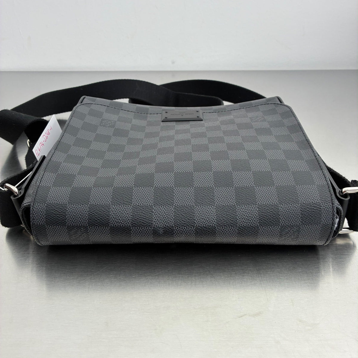 Louis Vuitton District PM Damier Graphite