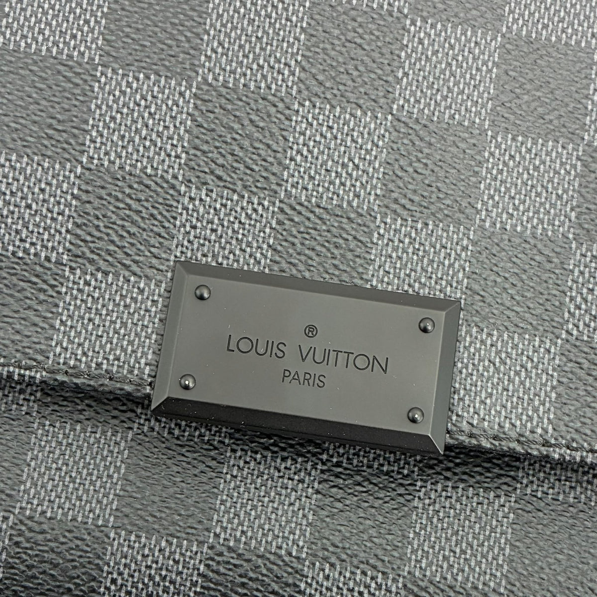Louis Vuitton District PM Damier Graphite