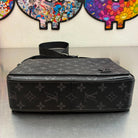 Louis Vuitton District PM Messenger Tasche