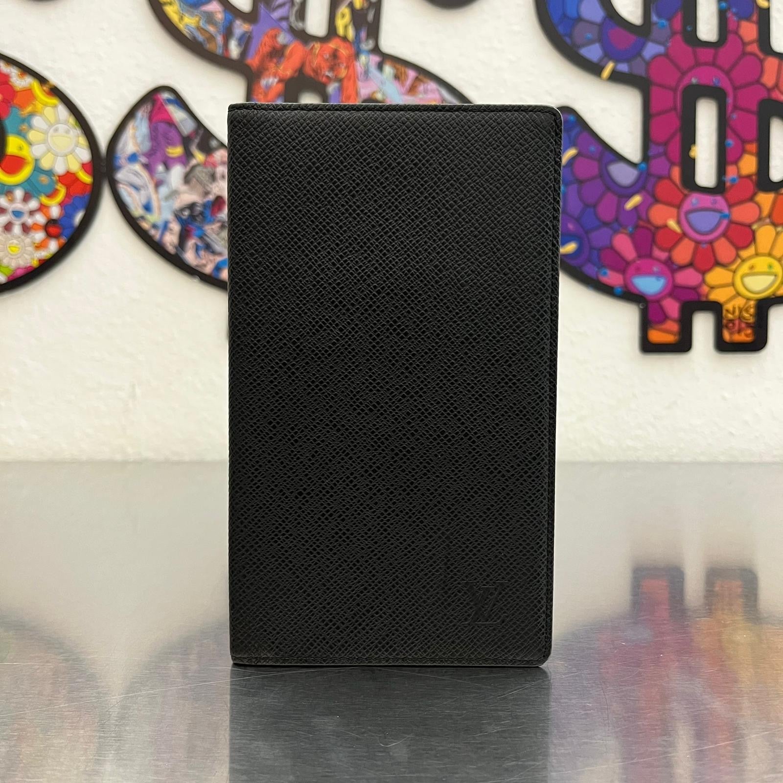 Louis Vuitton Geldbörse Taiga