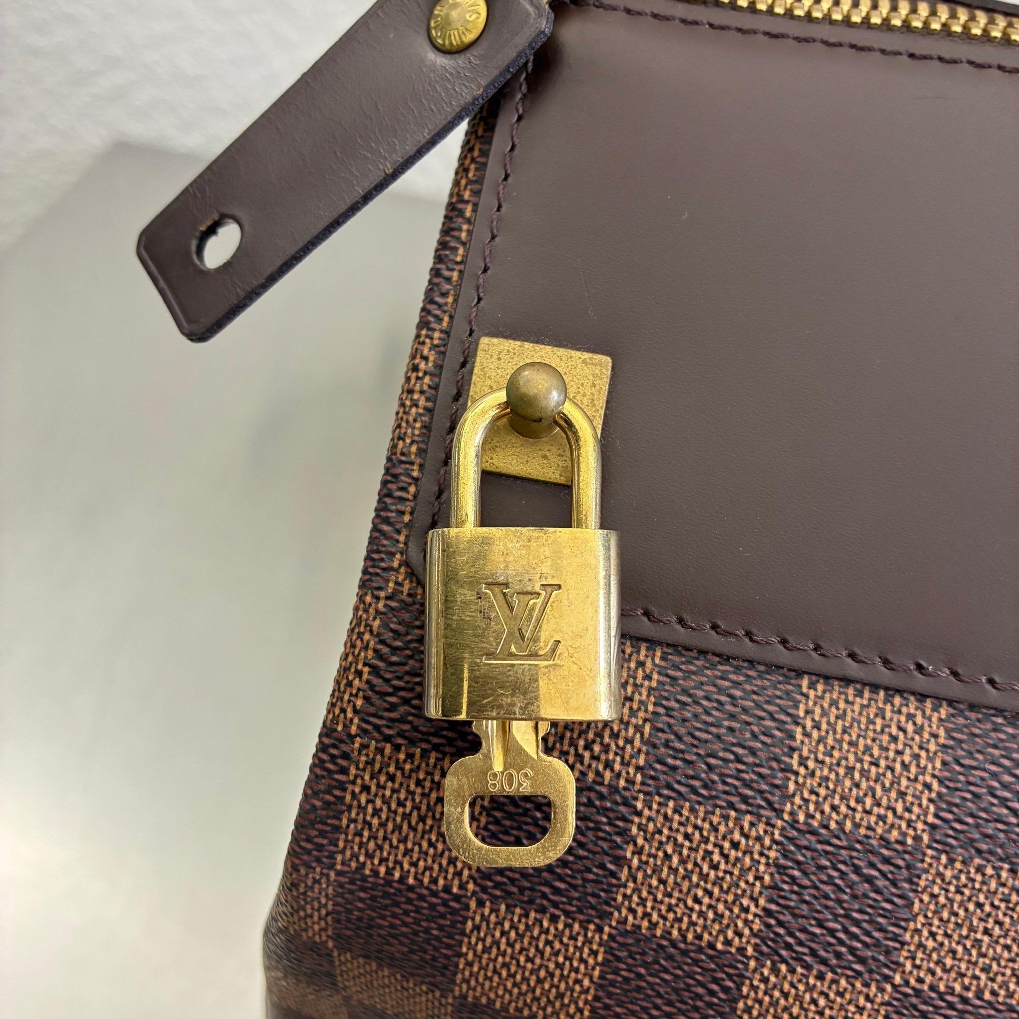 Louis Vuitton Greenwich GM Damier Ebene