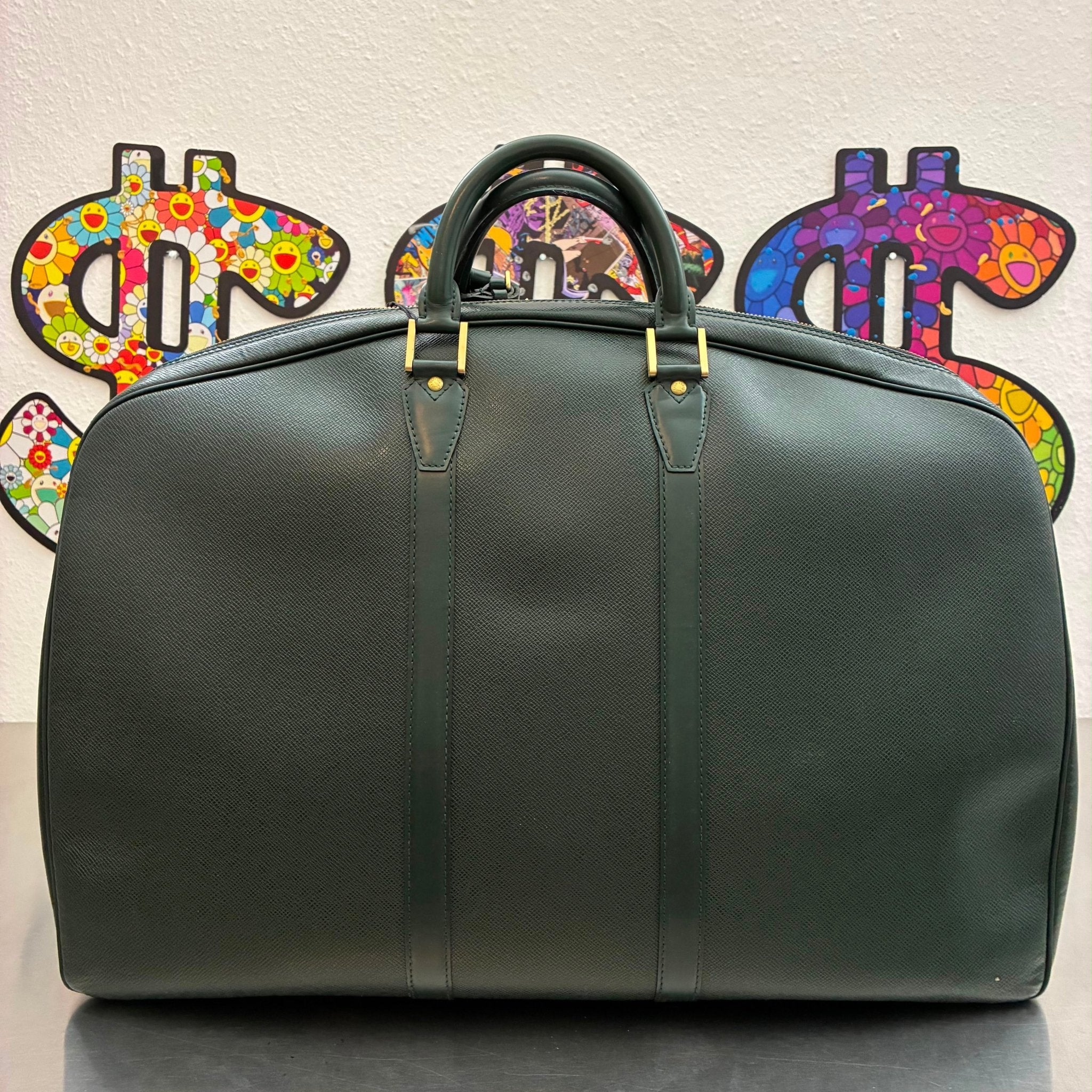 Louis Vuitton Helanga Taiga