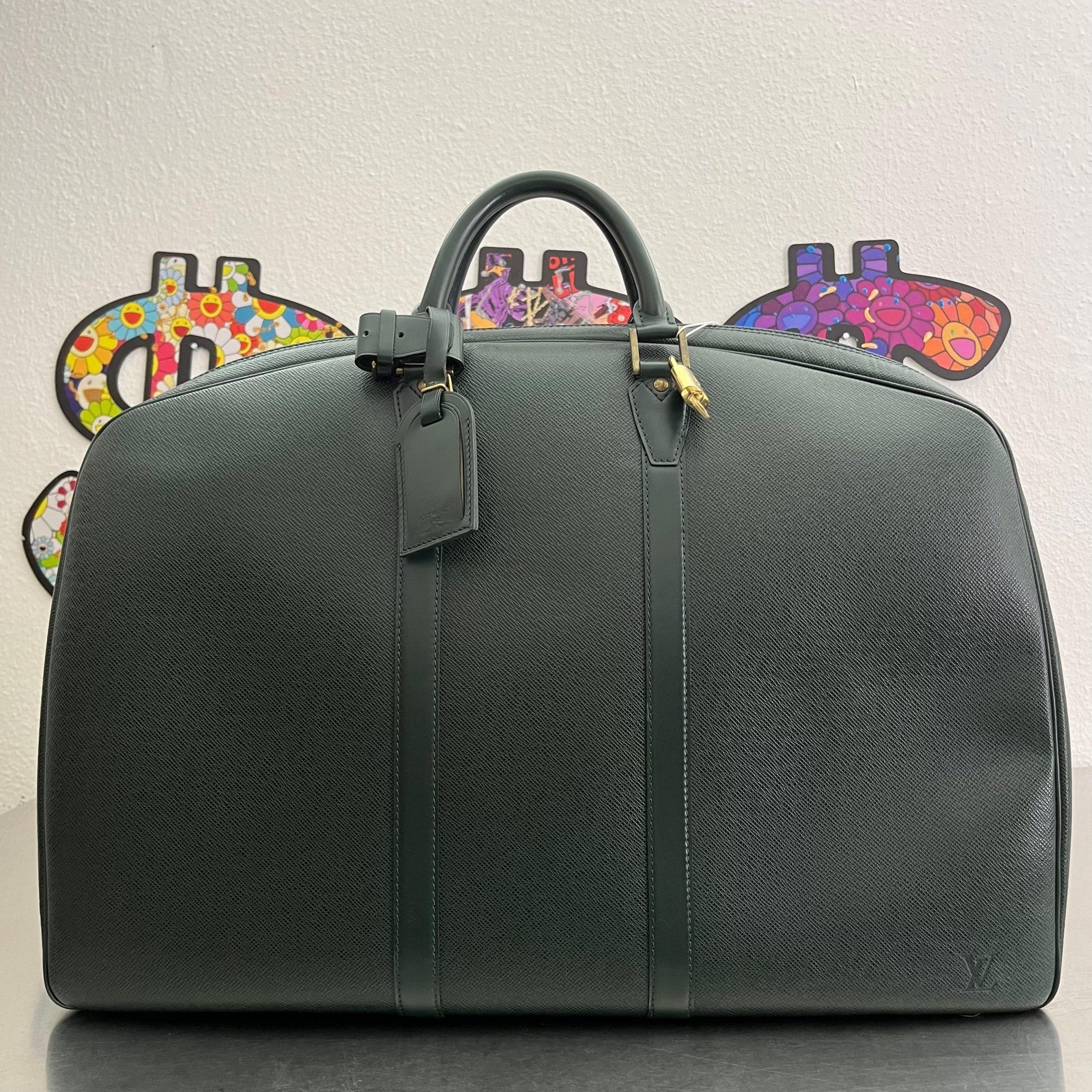 Louis Vuitton Helanga Taiga