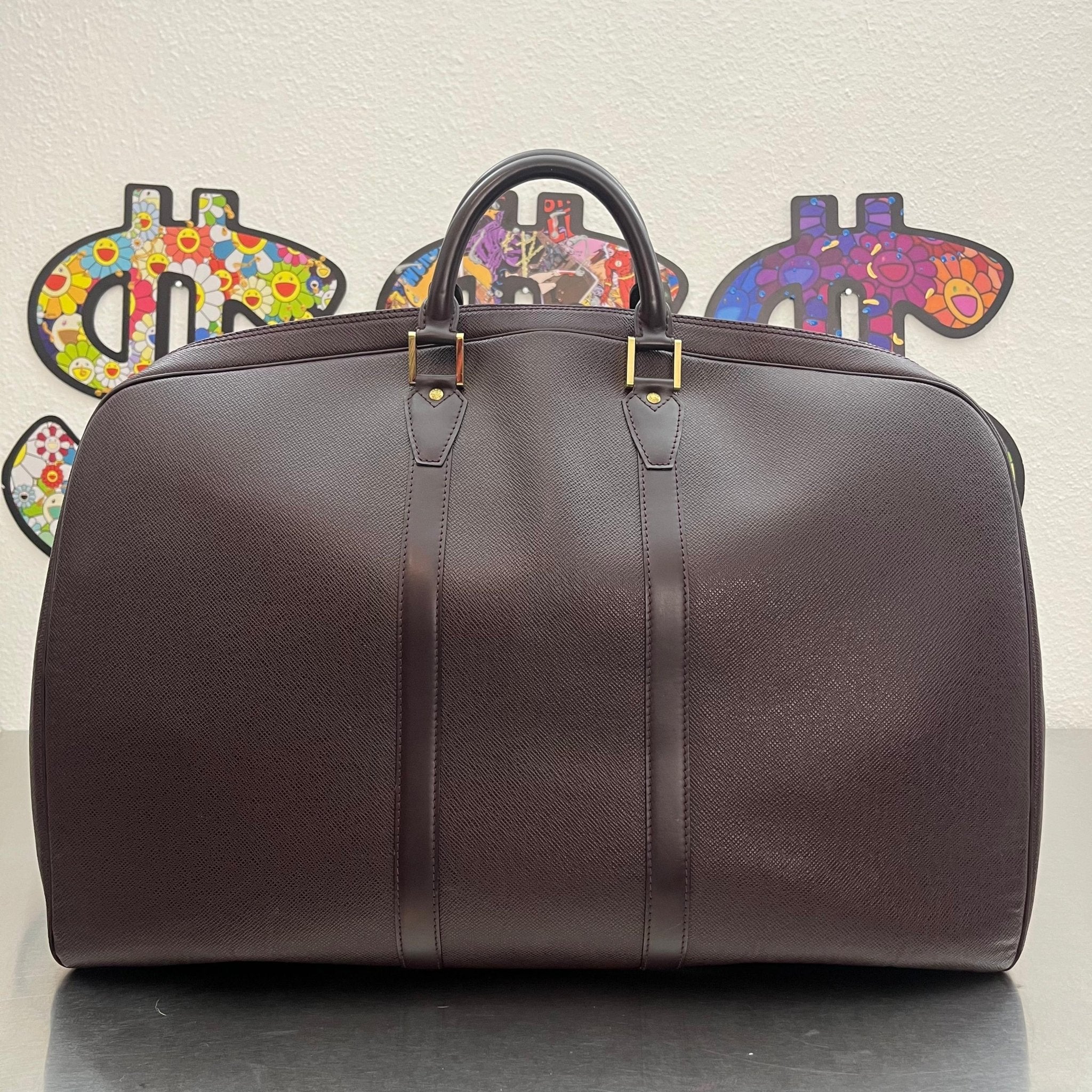 Louis Vuitton Helanga Taiga