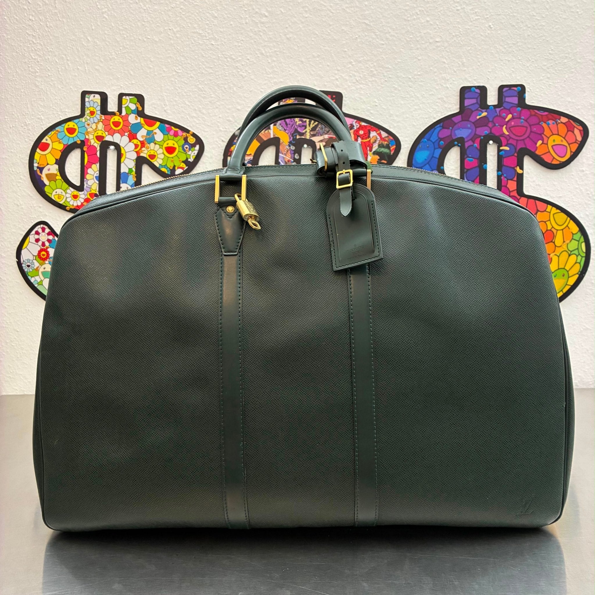 Louis Vuitton Helanga Taiga