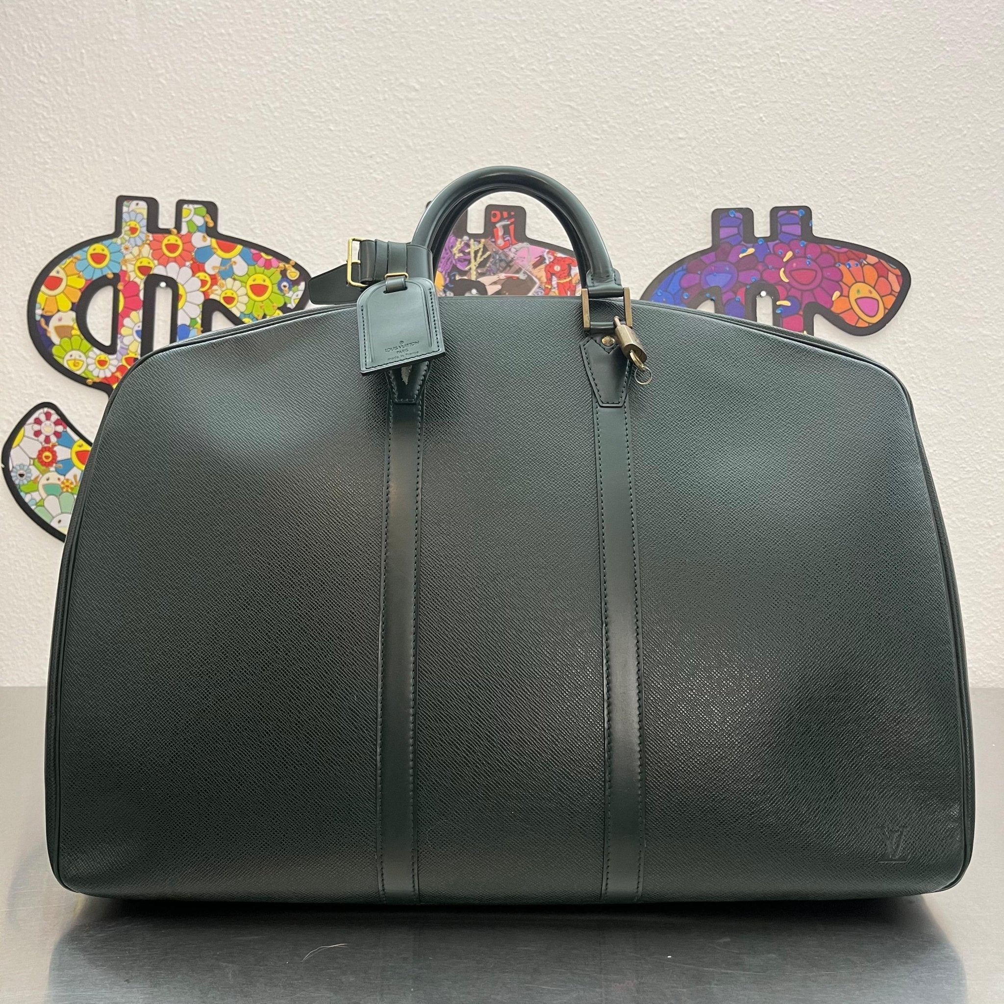 Louis Vuitton Helanga Taiga