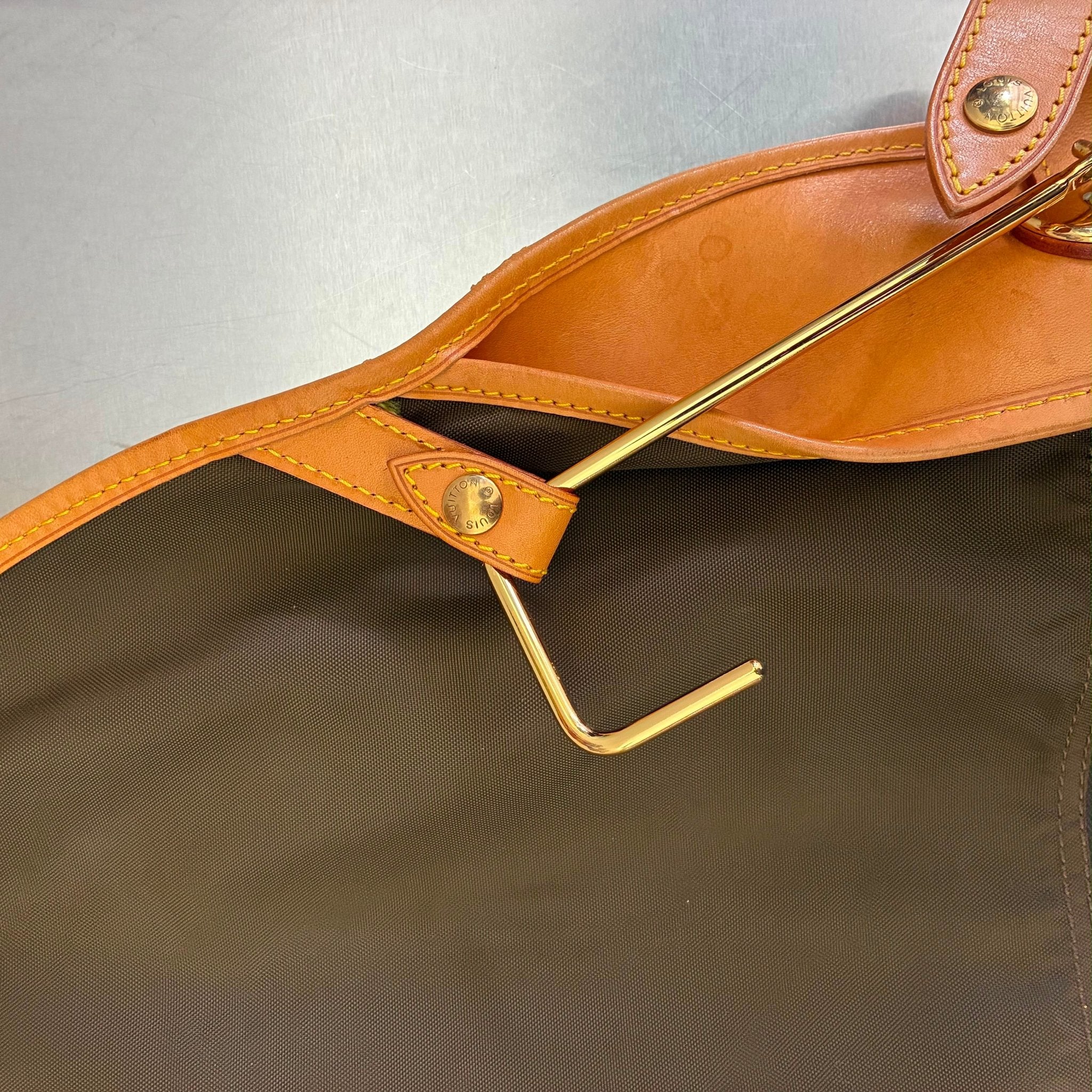 Louis Vuitton Housse Porte Habits 1994