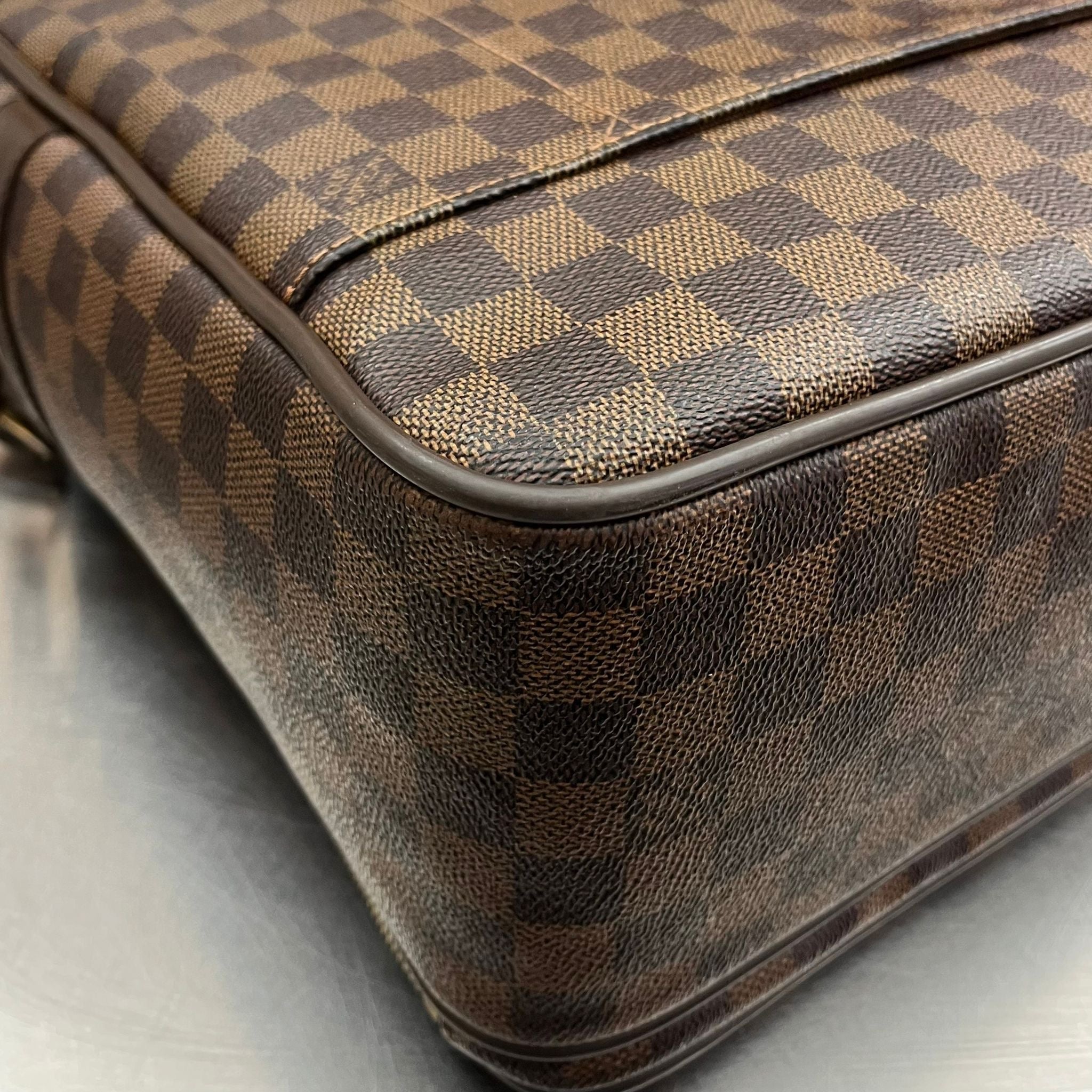 Louis Vuitton Icare Damier