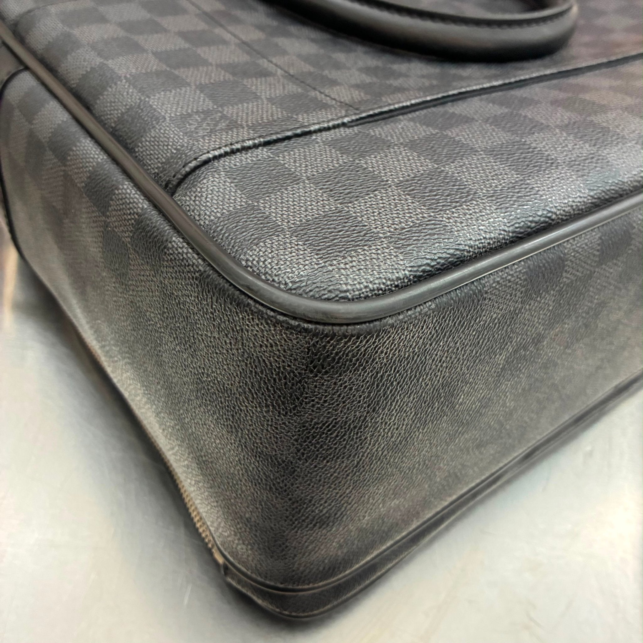 Louis Vuitton Icare Damier Graphite
