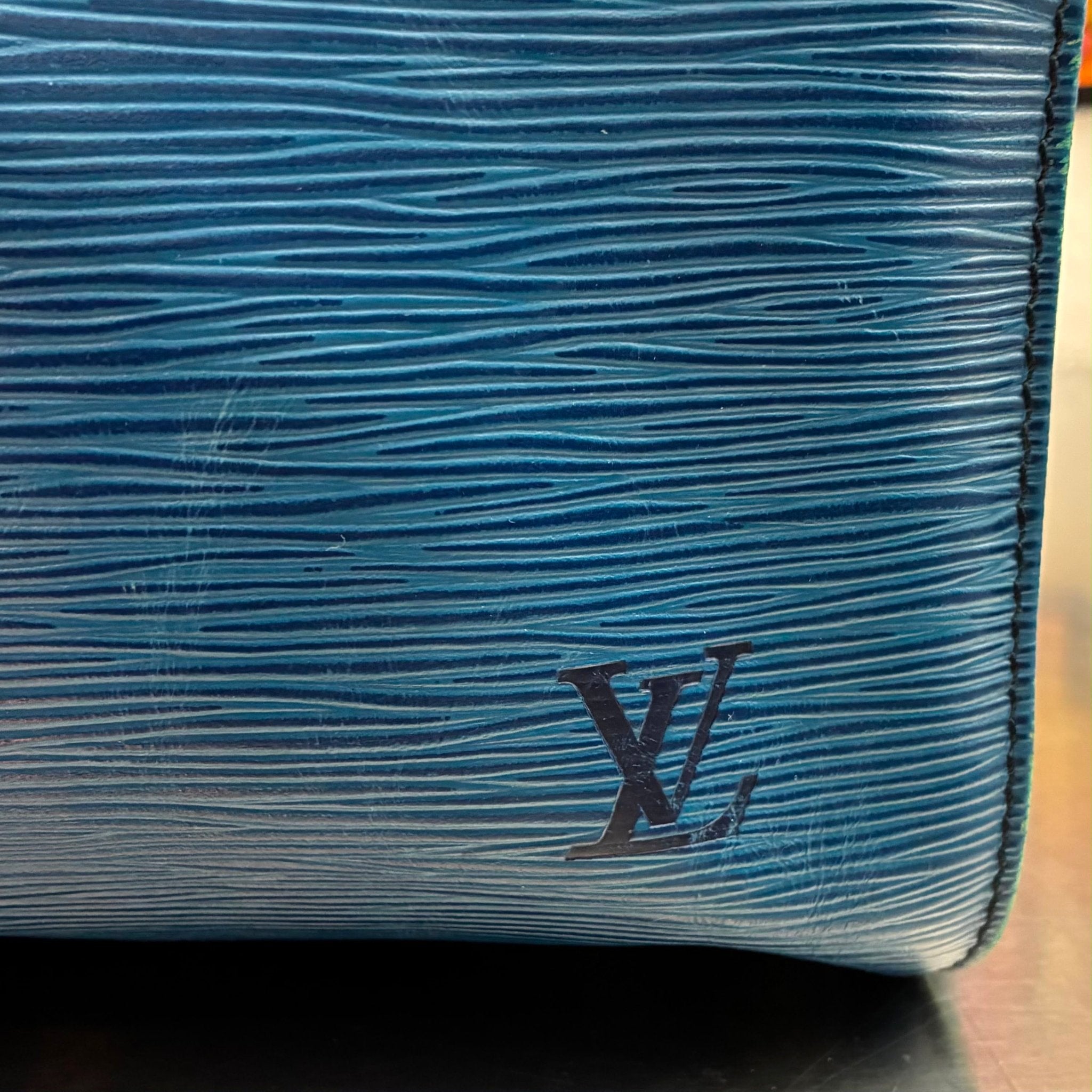 Louis Vuitton Keepall 45 Epi von 1988