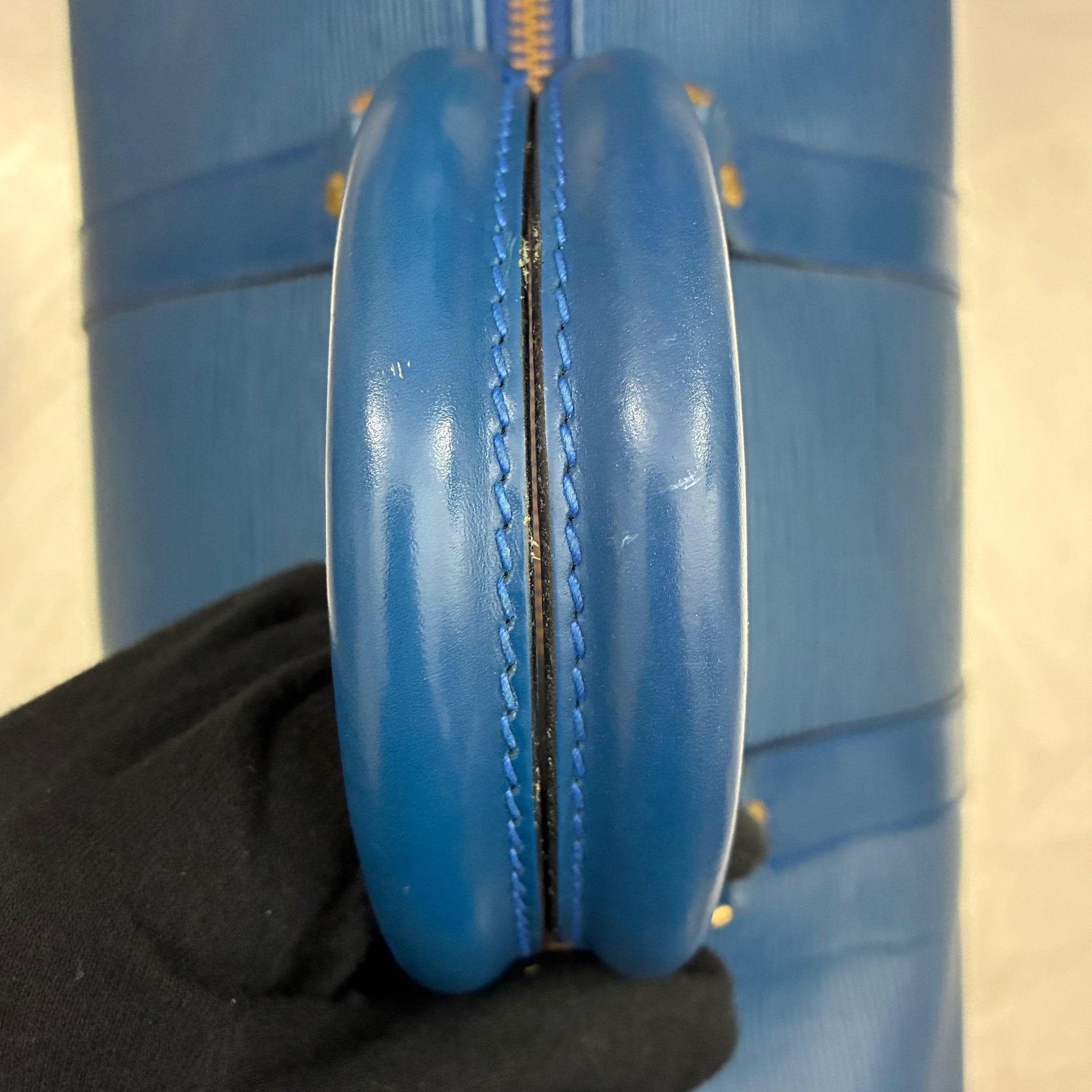 Louis Vuitton Keepall 45 Epi von 1992