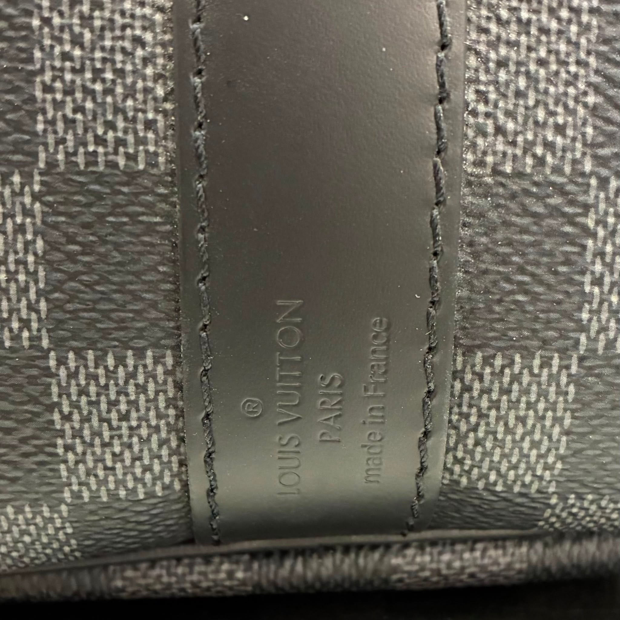 Louis Vuitton Keepall 45 mit Schulterriemen
