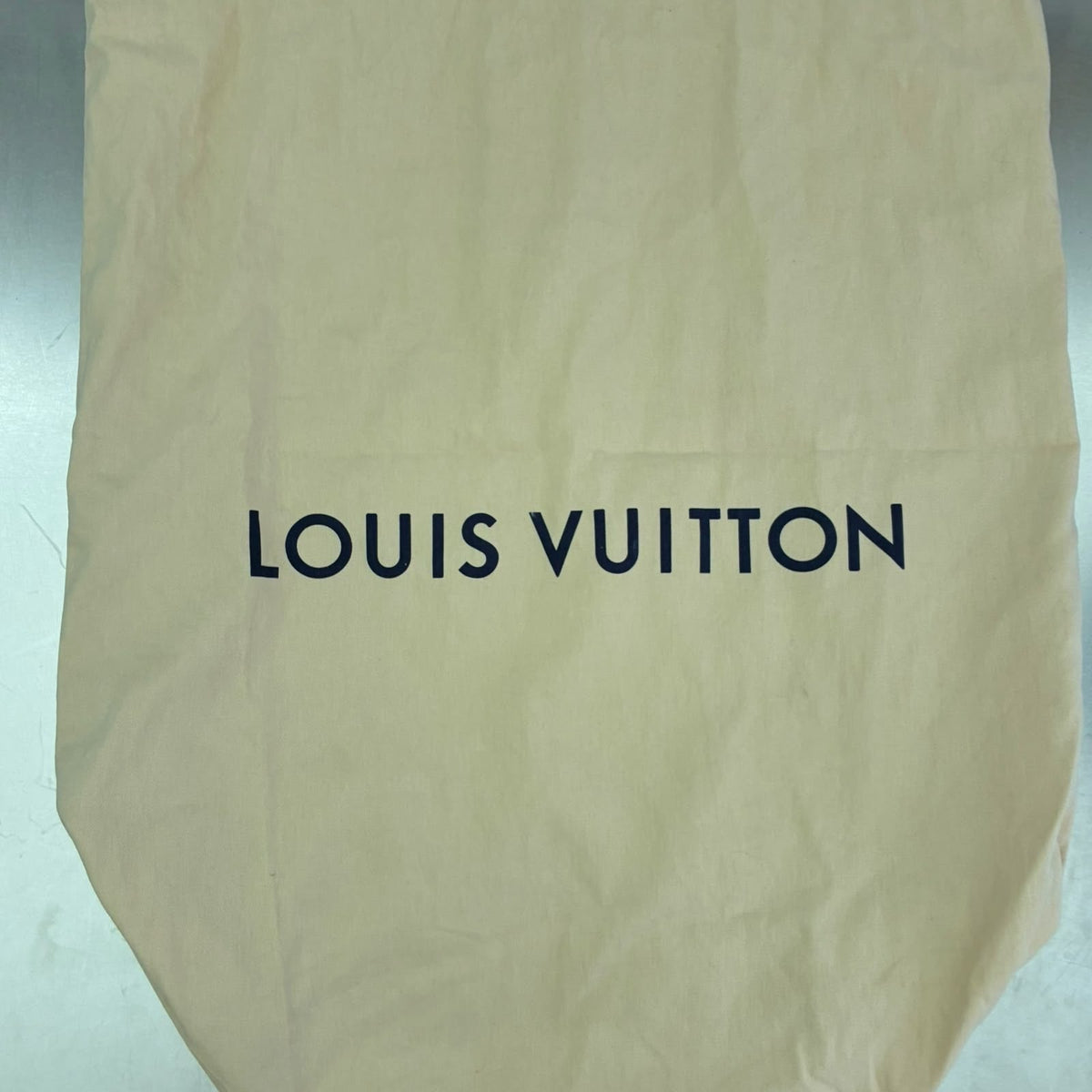 Louis Vuitton Keepall 50 Bandoulière Taigarama