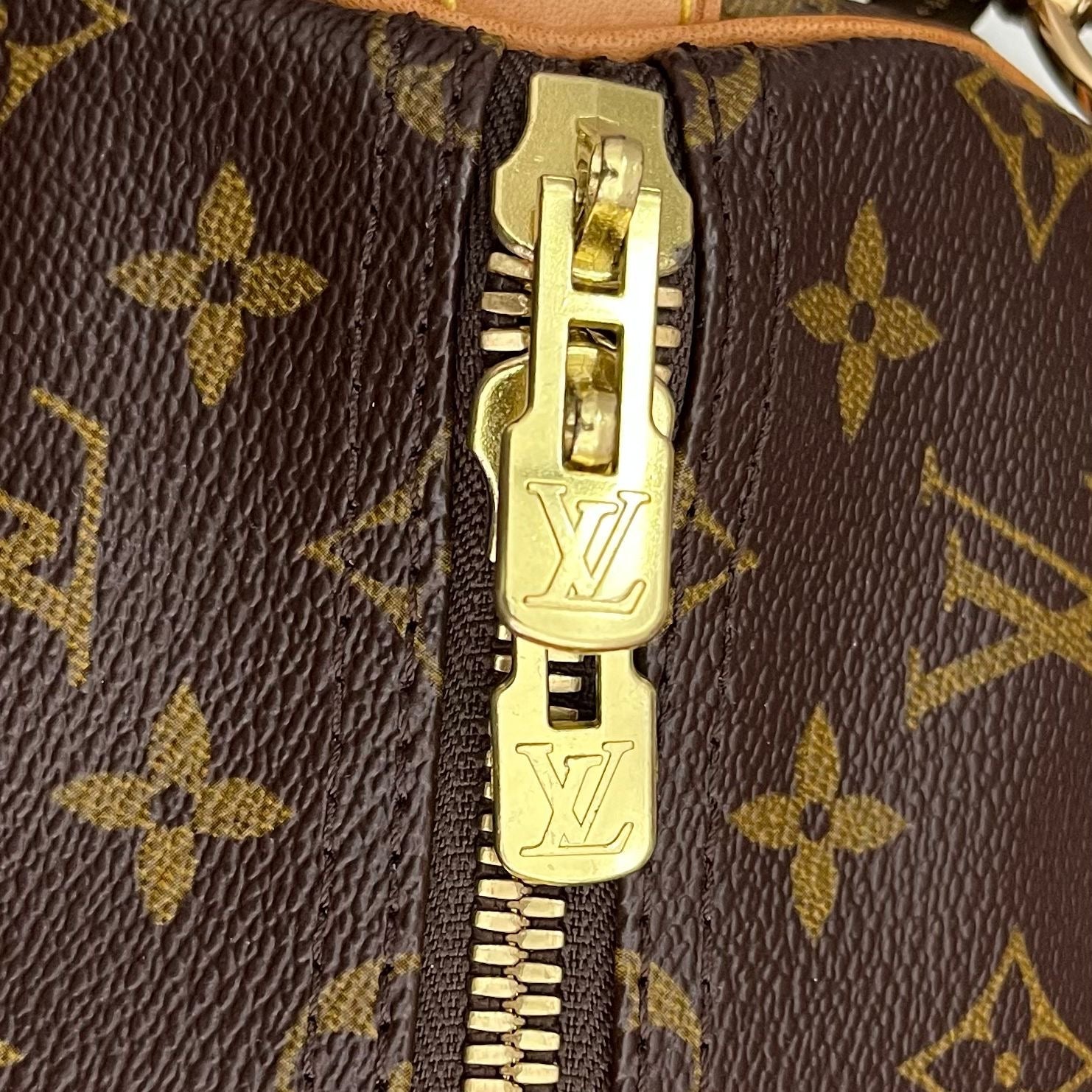 Louis Vuitton Keepall 55 Bandouliere Monogram