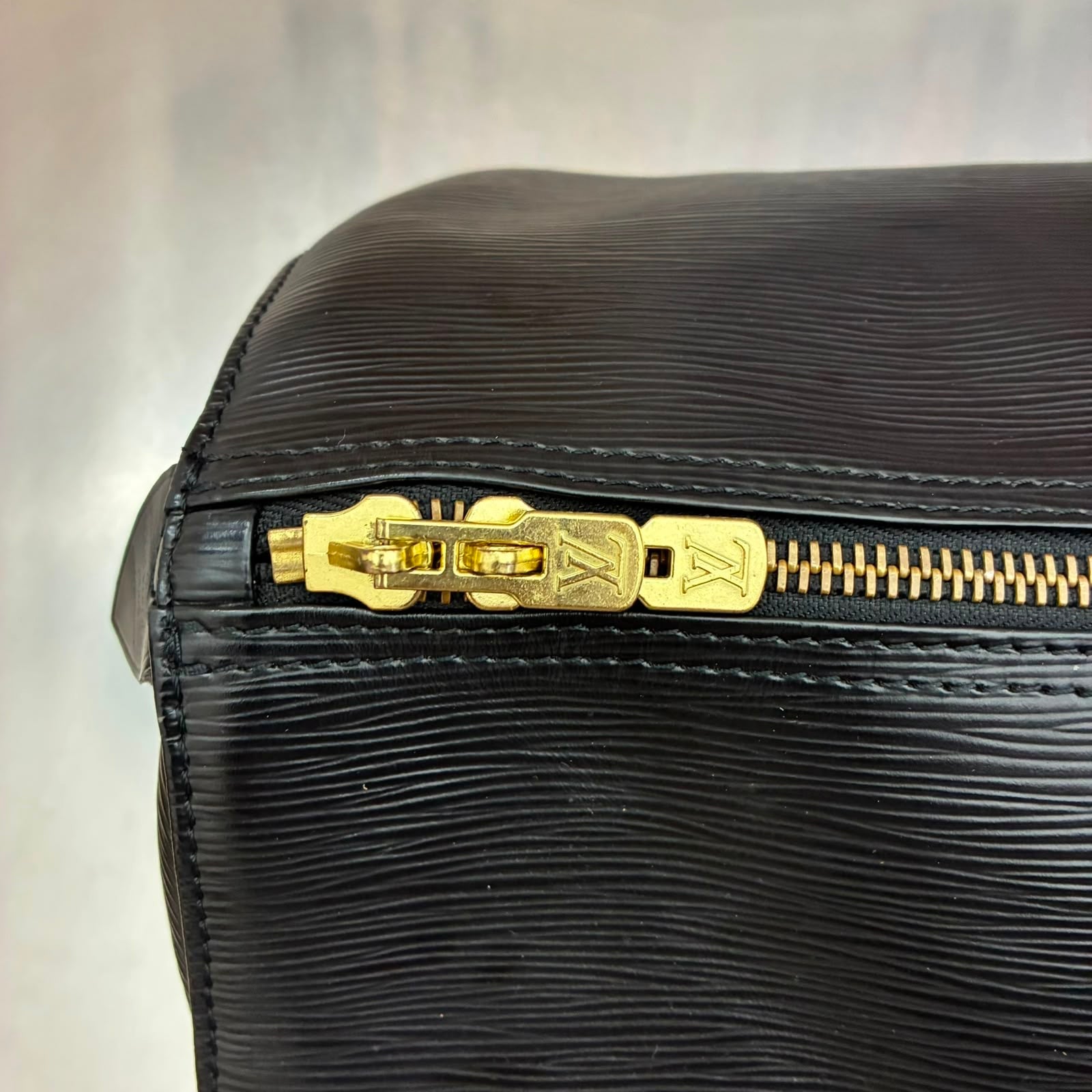 Louis Vuitton Keepall 55 Epi von 1993