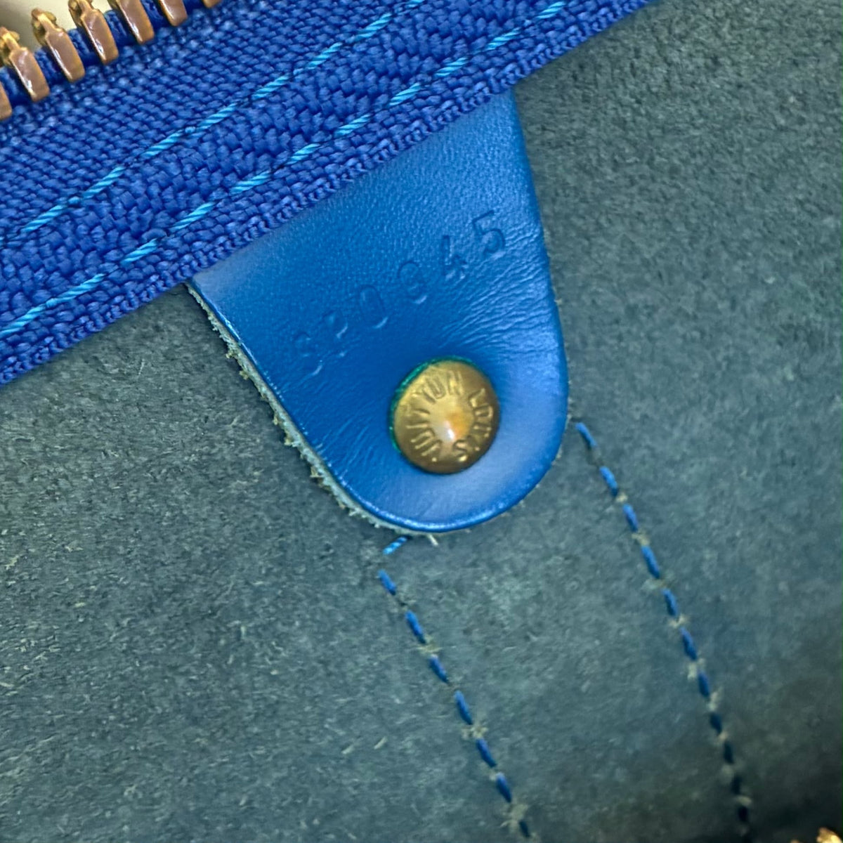 Louis Vuitton Keepall 55 Epi von 1995
