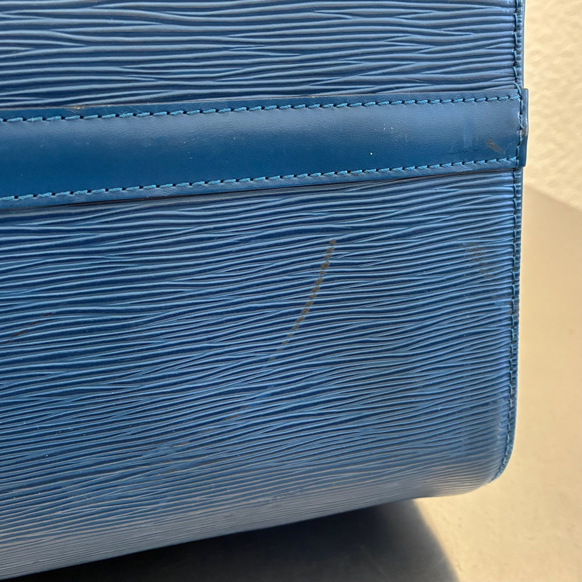 Louis Vuitton Keepall 55 Epi von 1995