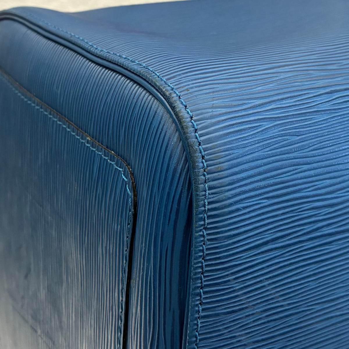 Louis Vuitton Keepall 55 Epi von 1995