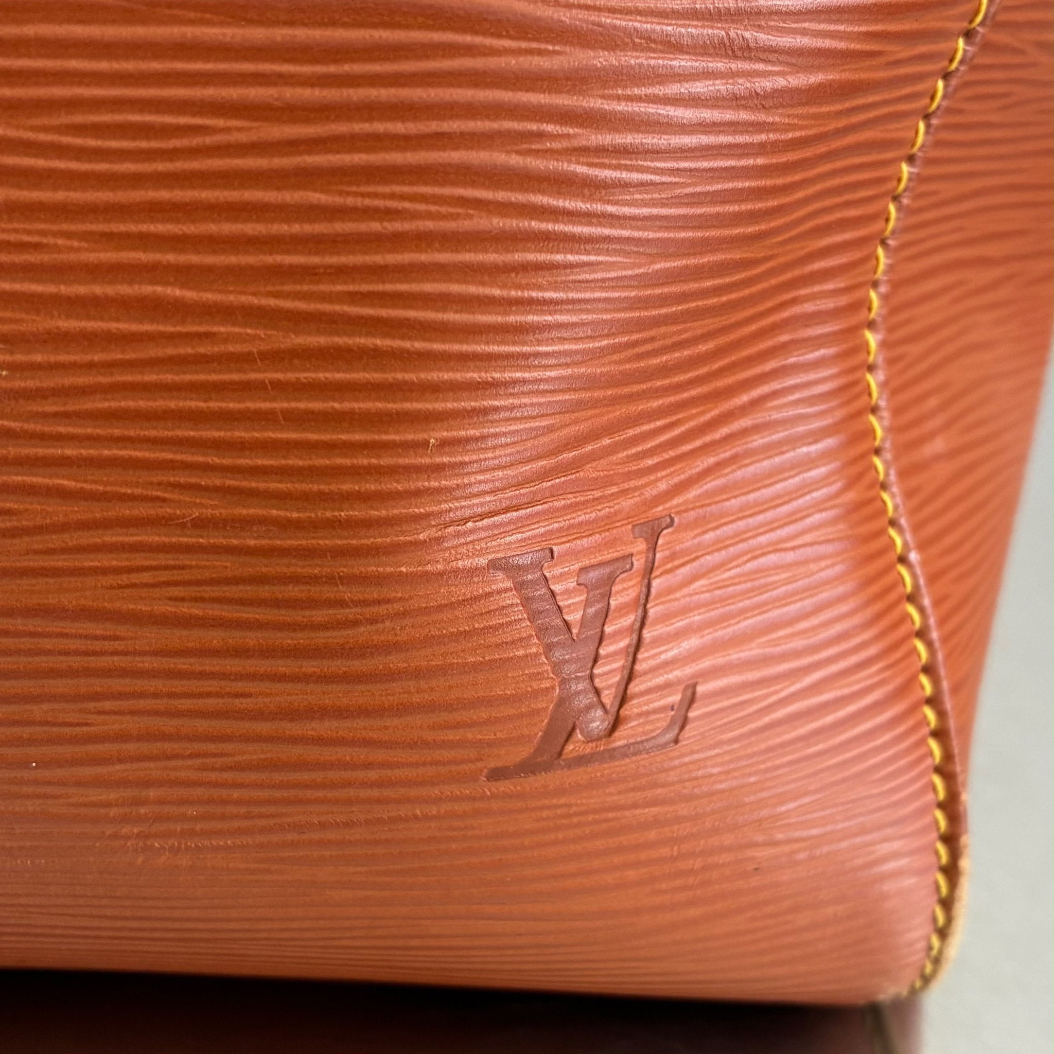 Louis Vuitton Keepall 55 Epi von 1996