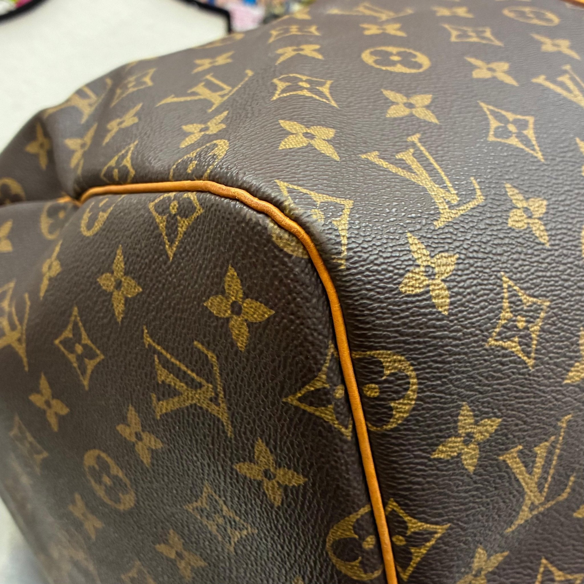 Louis Vuitton Keepall 55 Monogram