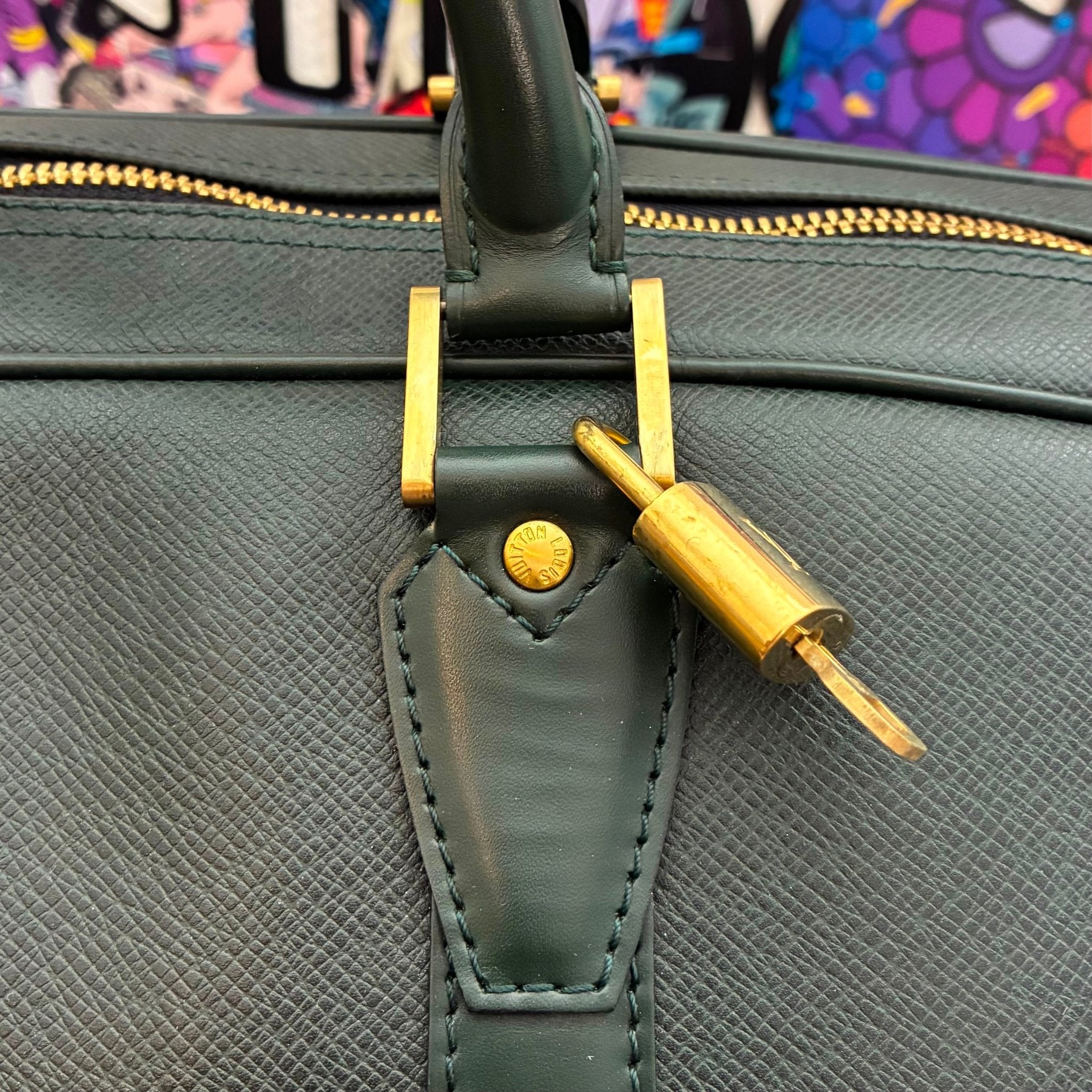 Louis Vuitton Kendall GM Taiga