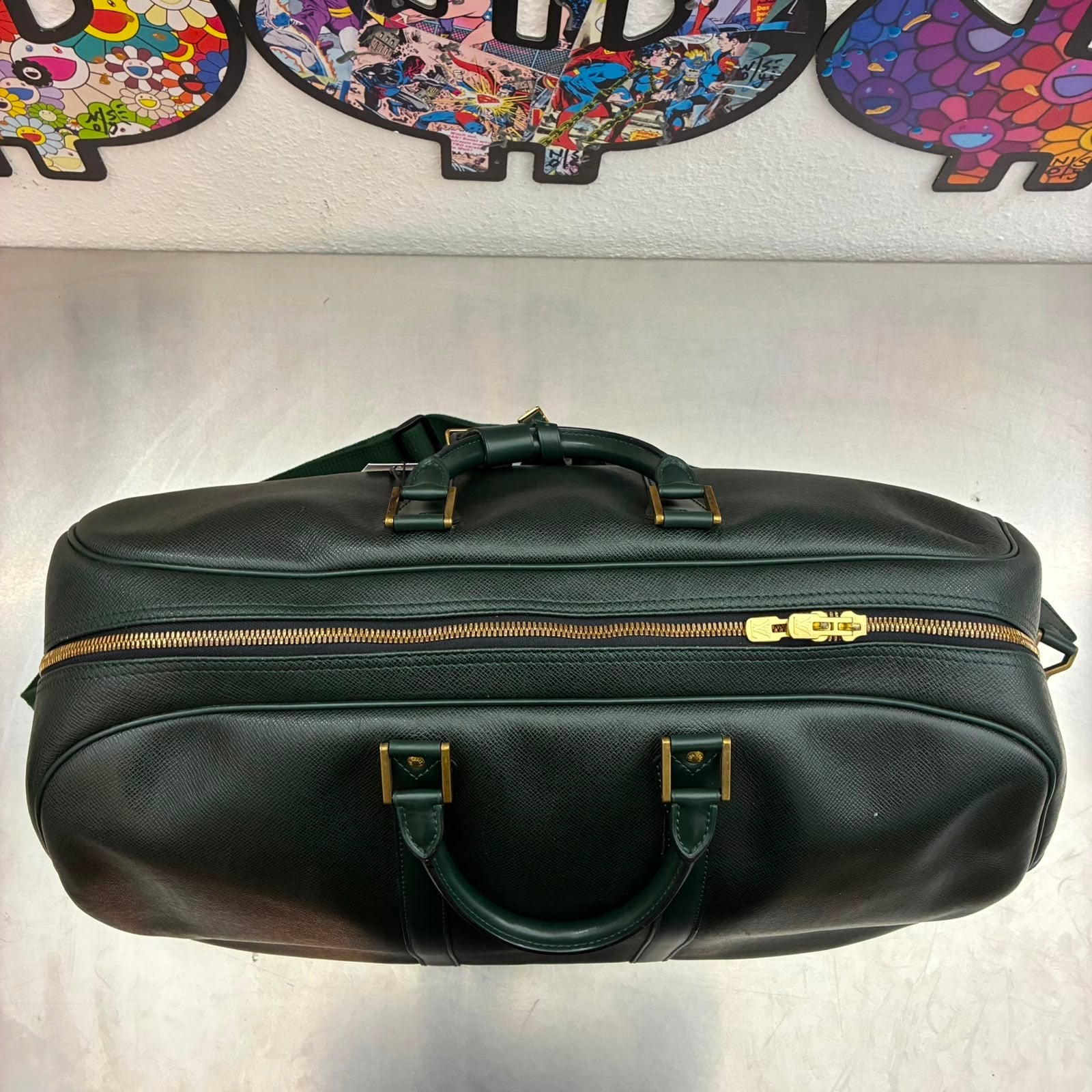 Louis Vuitton Kendall GM Taiga