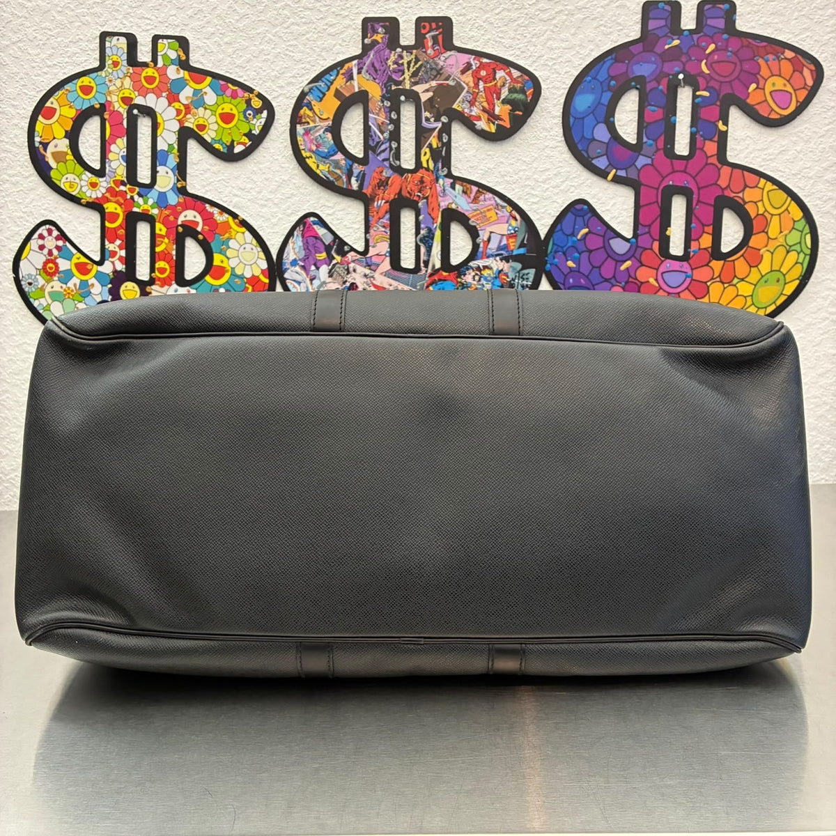 Louis Vuitton Kendall GM Taiga