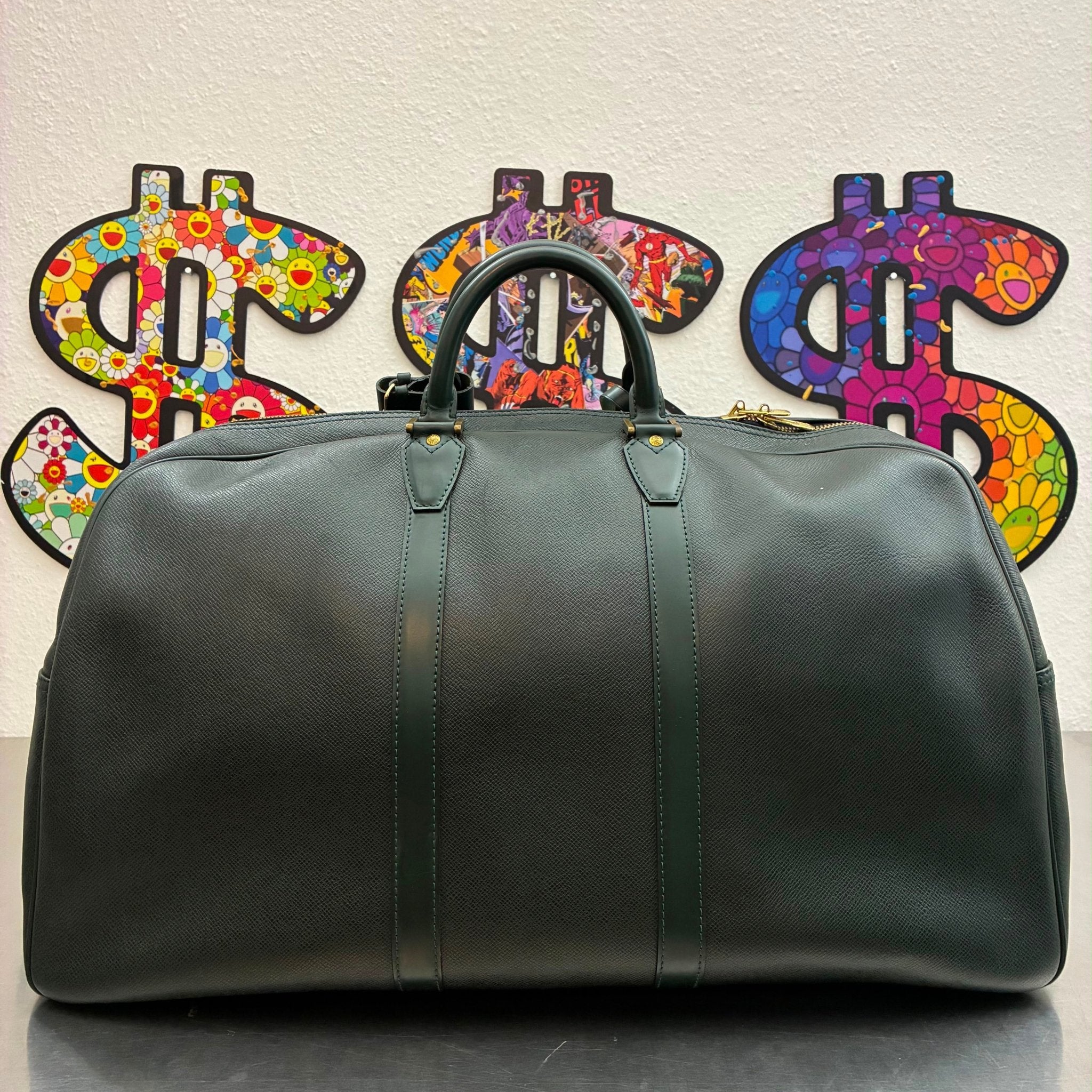 Louis Vuitton Kendall GM Taiga