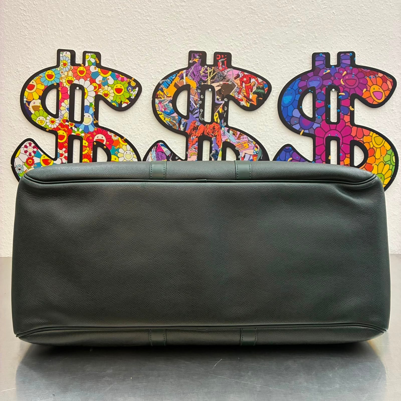 Louis Vuitton Kendall GM Taiga
