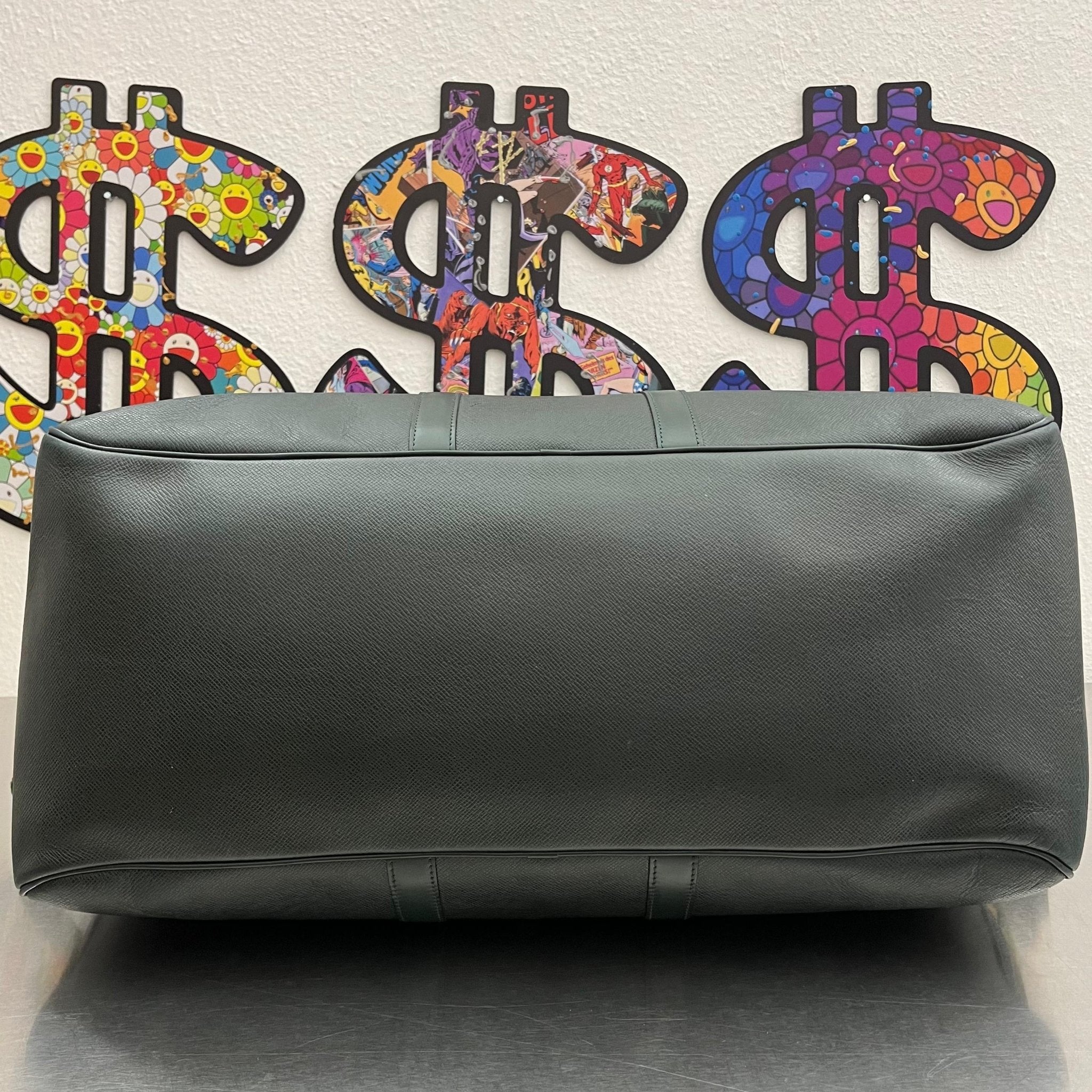 Louis Vuitton Kendall GM Taiga