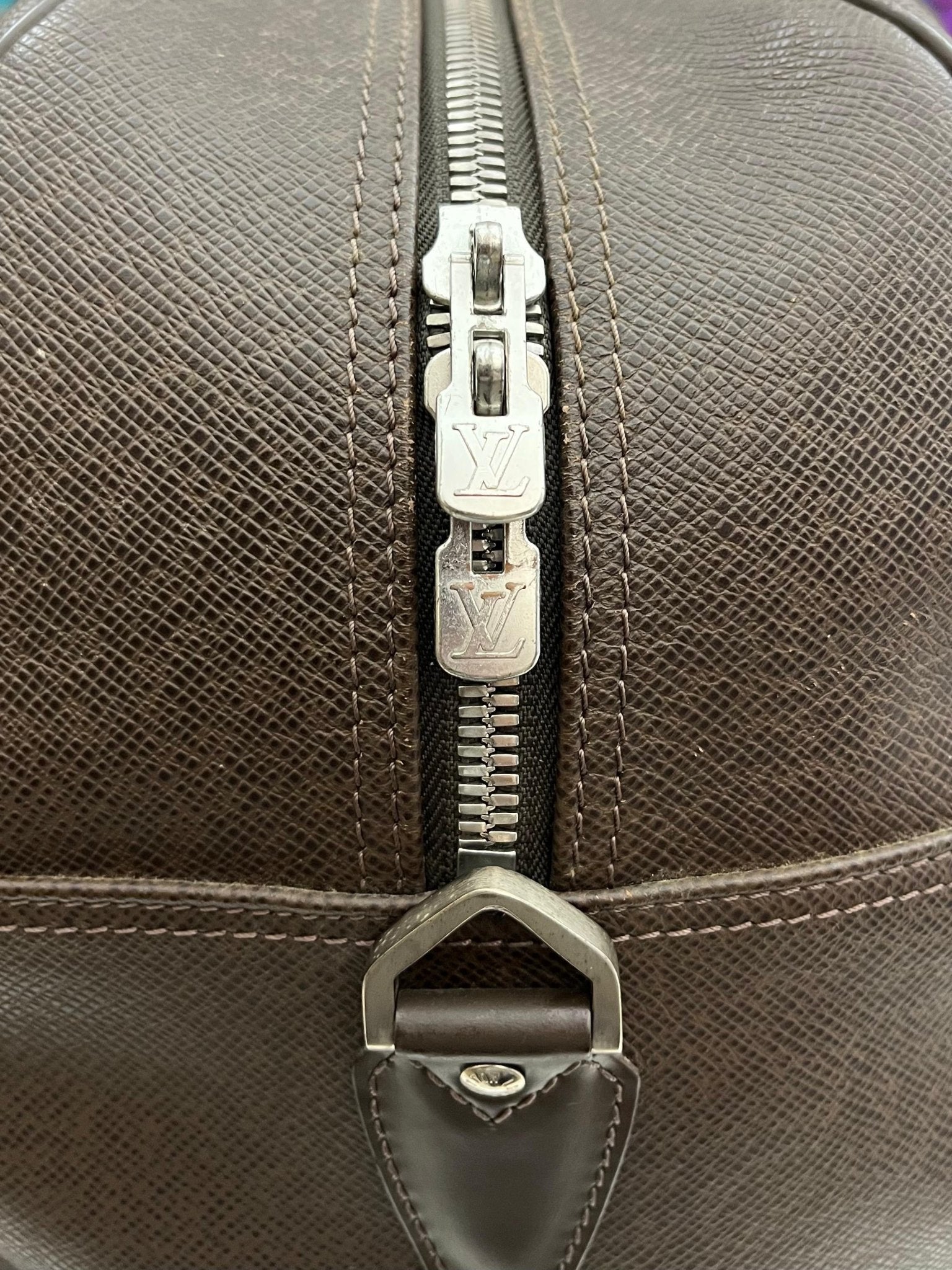 Louis Vuitton Kendall PM Taiga