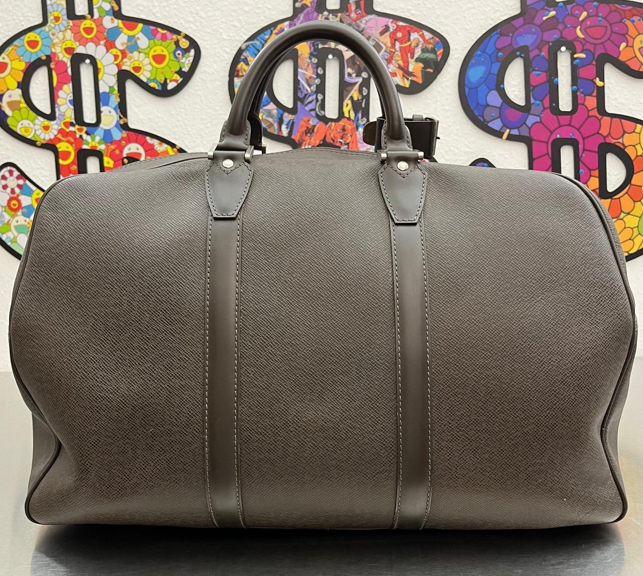 Louis Vuitton Kendall PM Taiga