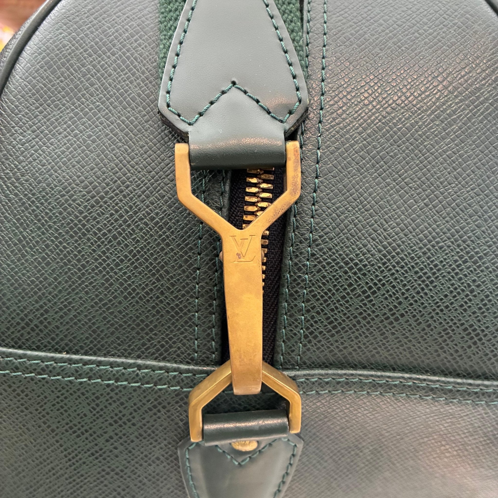 Louis Vuitton Kendall PM Taiga