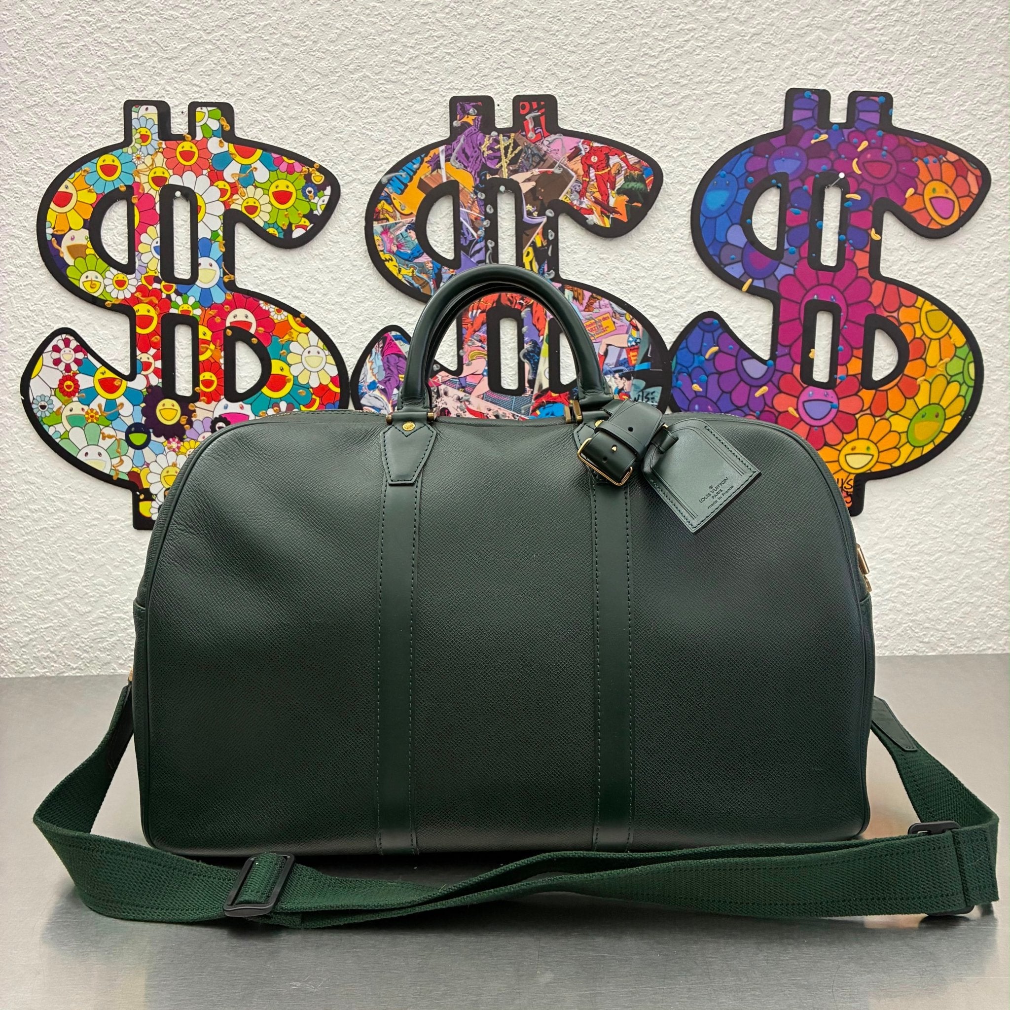 Louis Vuitton Kendall PM Taiga