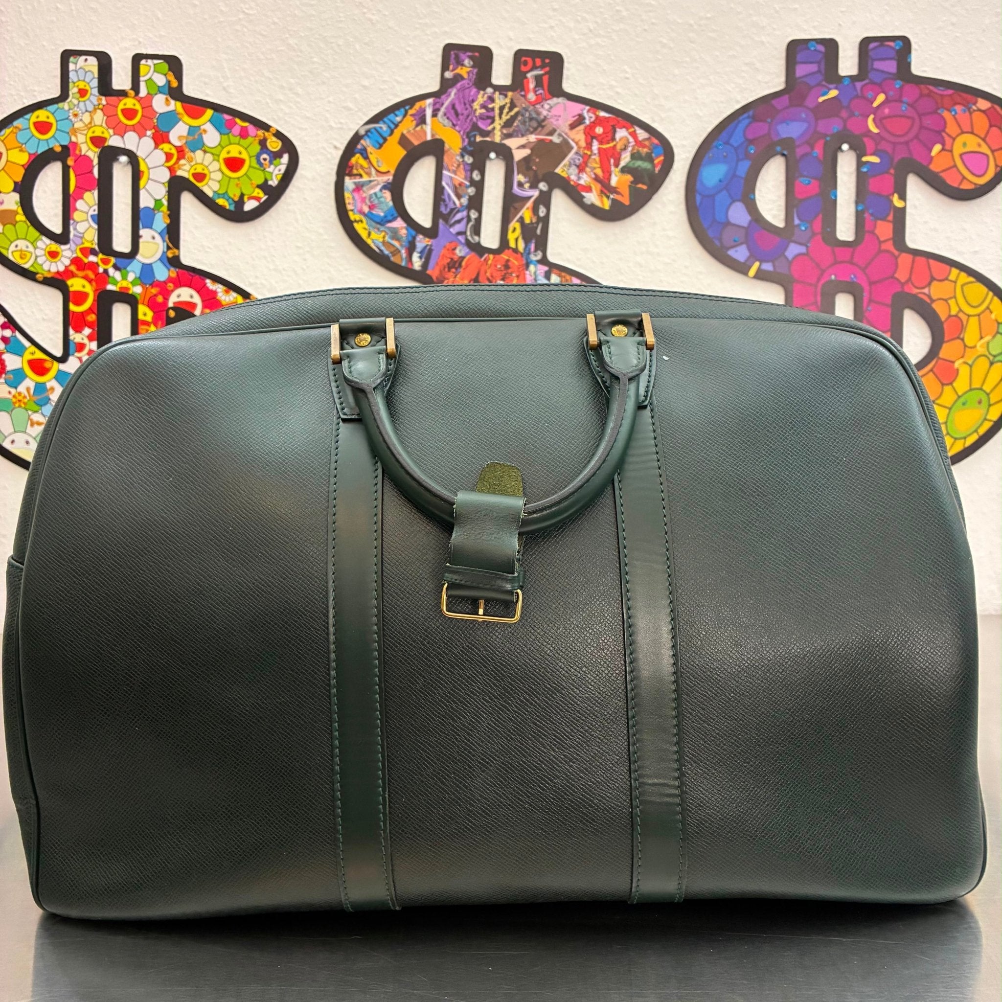 Louis Vuitton Kendall PM Taiga
