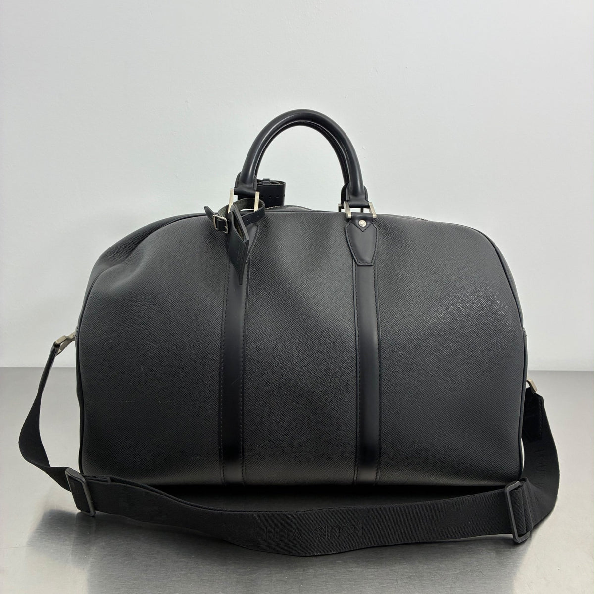 Louis Vuitton Kendall PM Taiga
