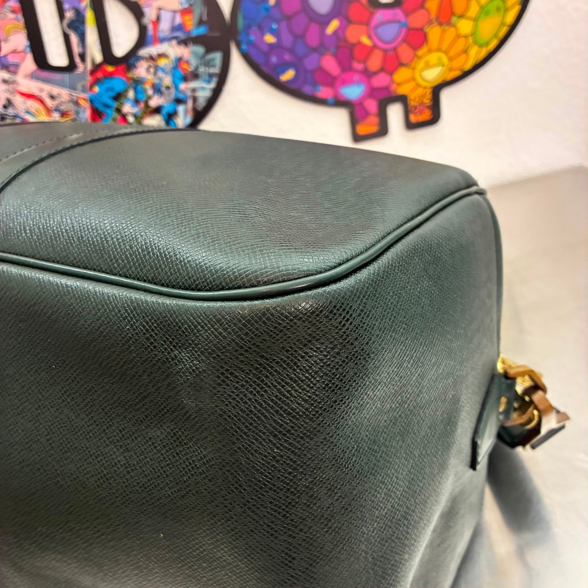 Louis Vuitton Kendall PM Taiga